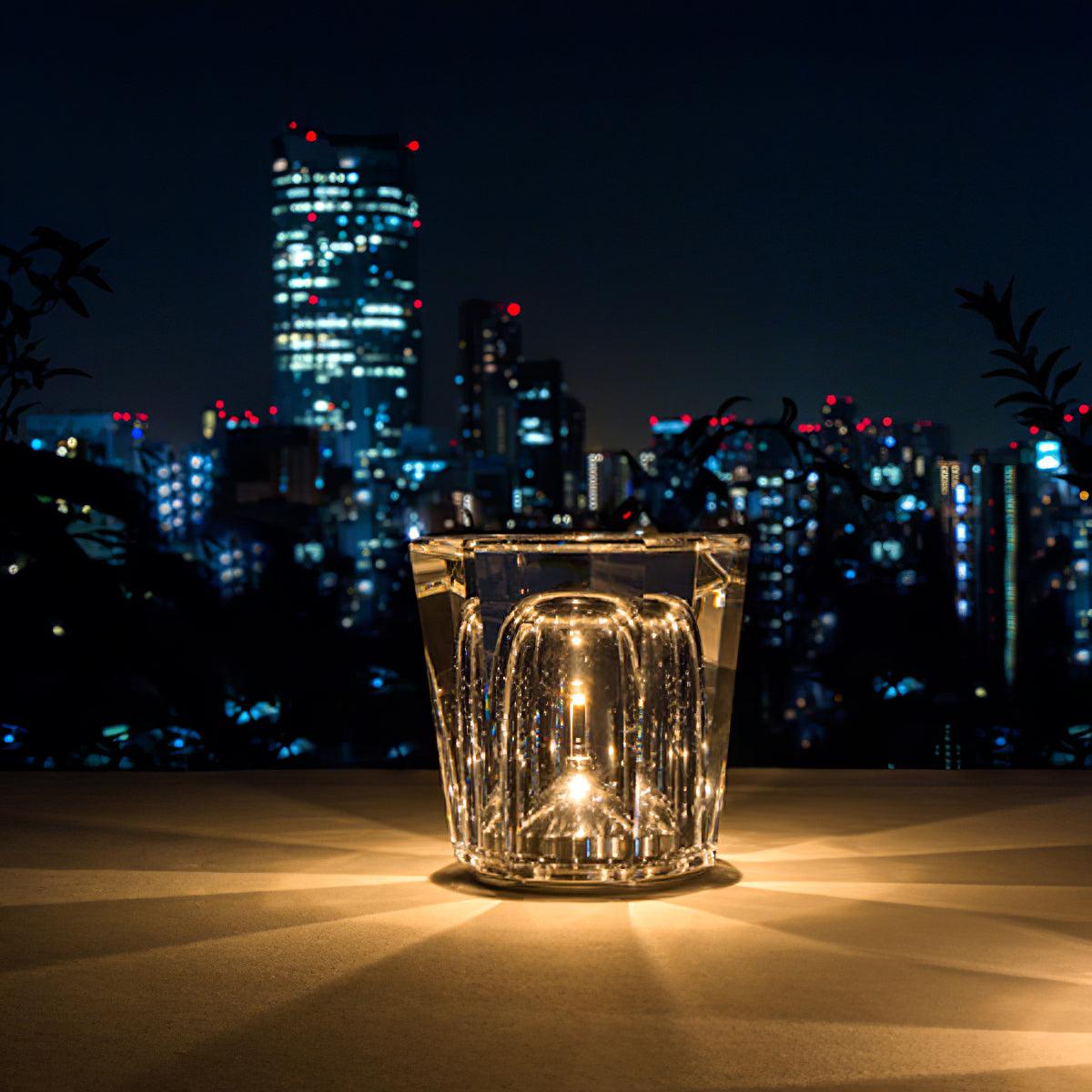 Quinvele Table Lamp