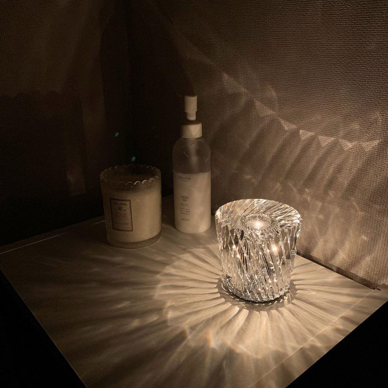 Quinvele Table Lamp