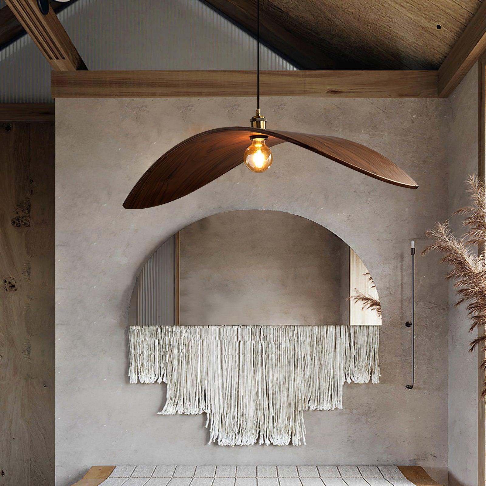 Curved Wood Design Pendant Light
