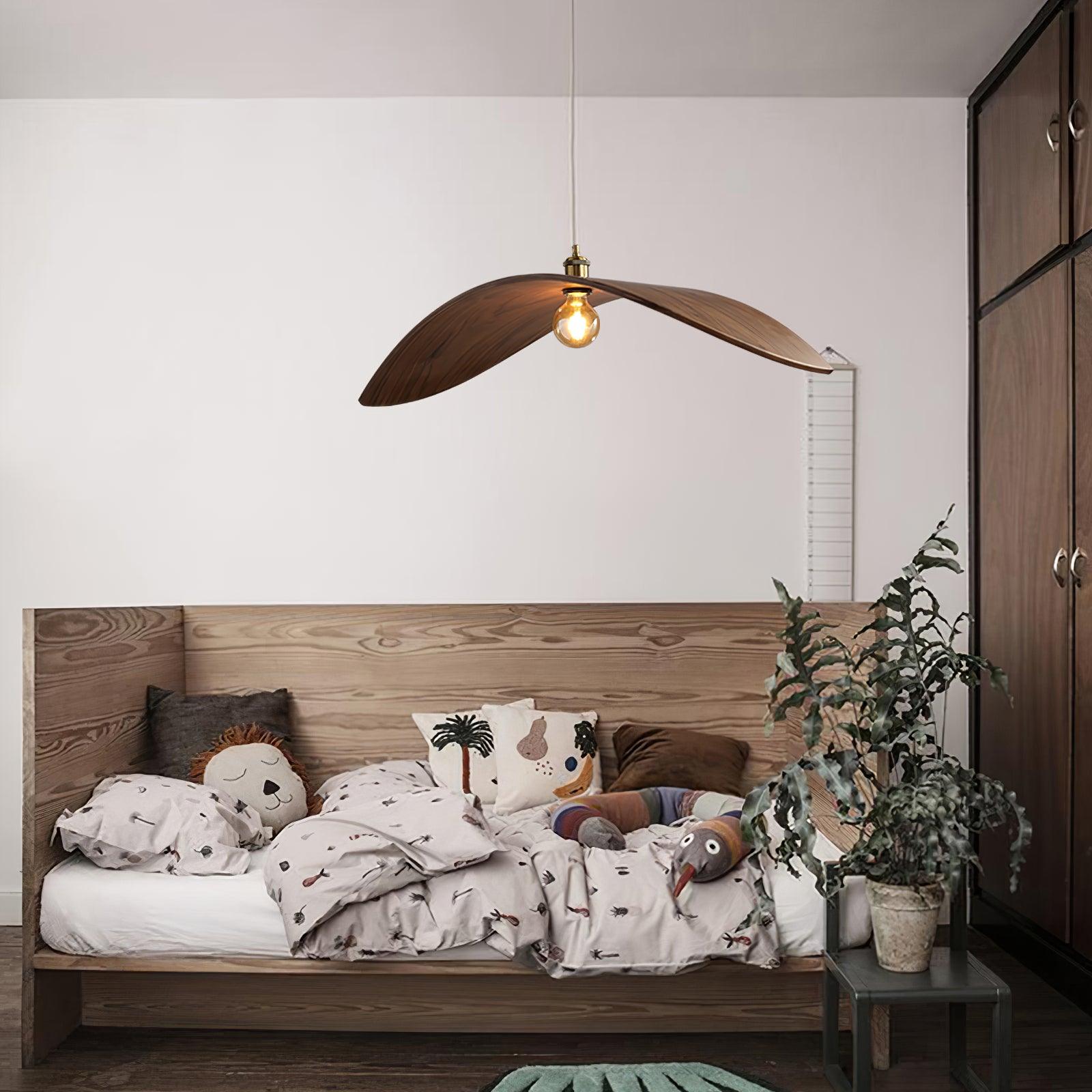 Curved Wood Design Pendant Light