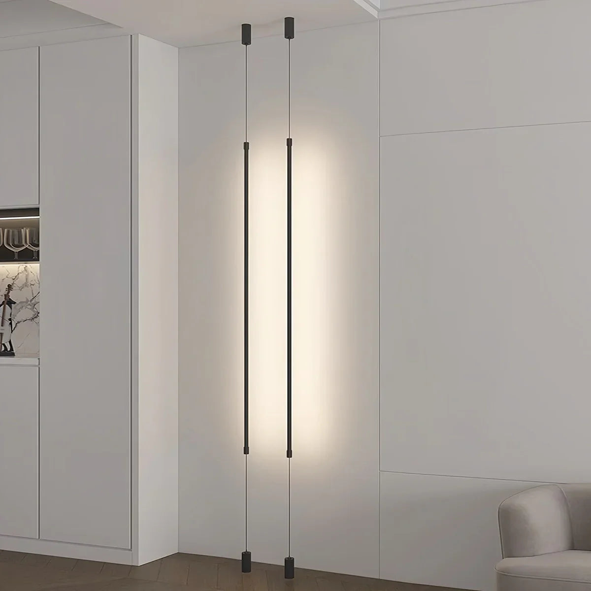 Belzon Floor to Ceiling Light