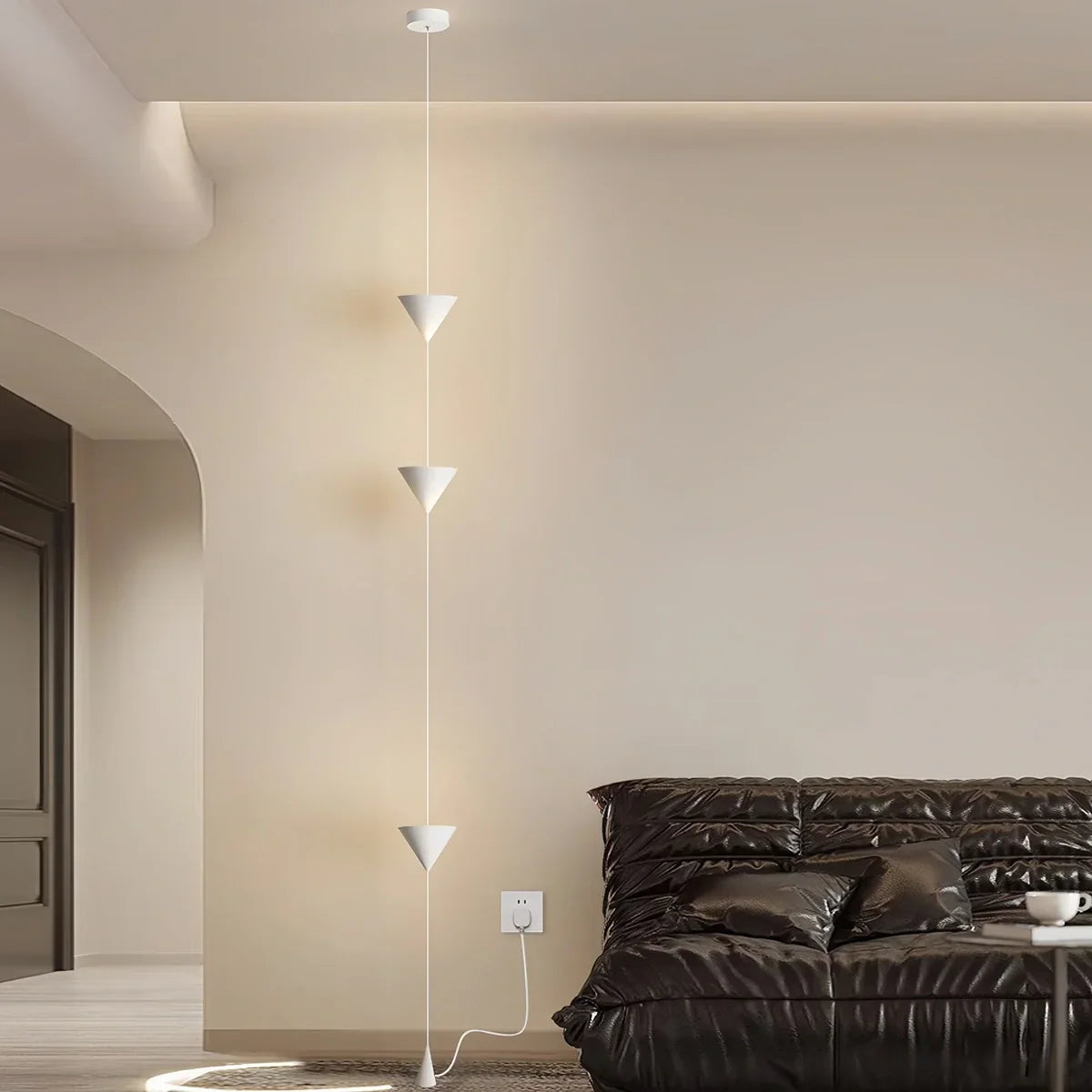 Libezo Floor to Ceiling Light