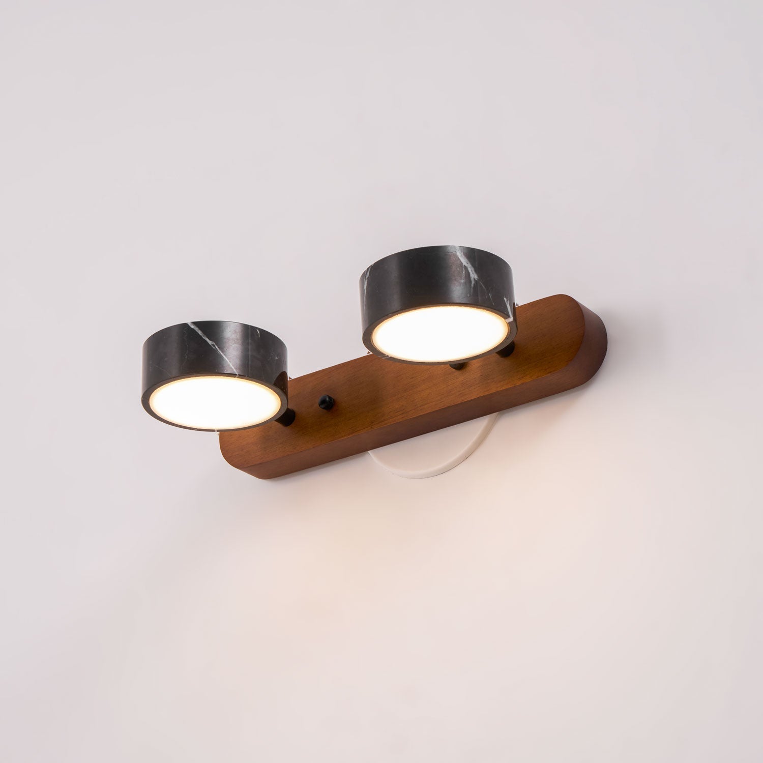 Meo Vamisy Wall Light