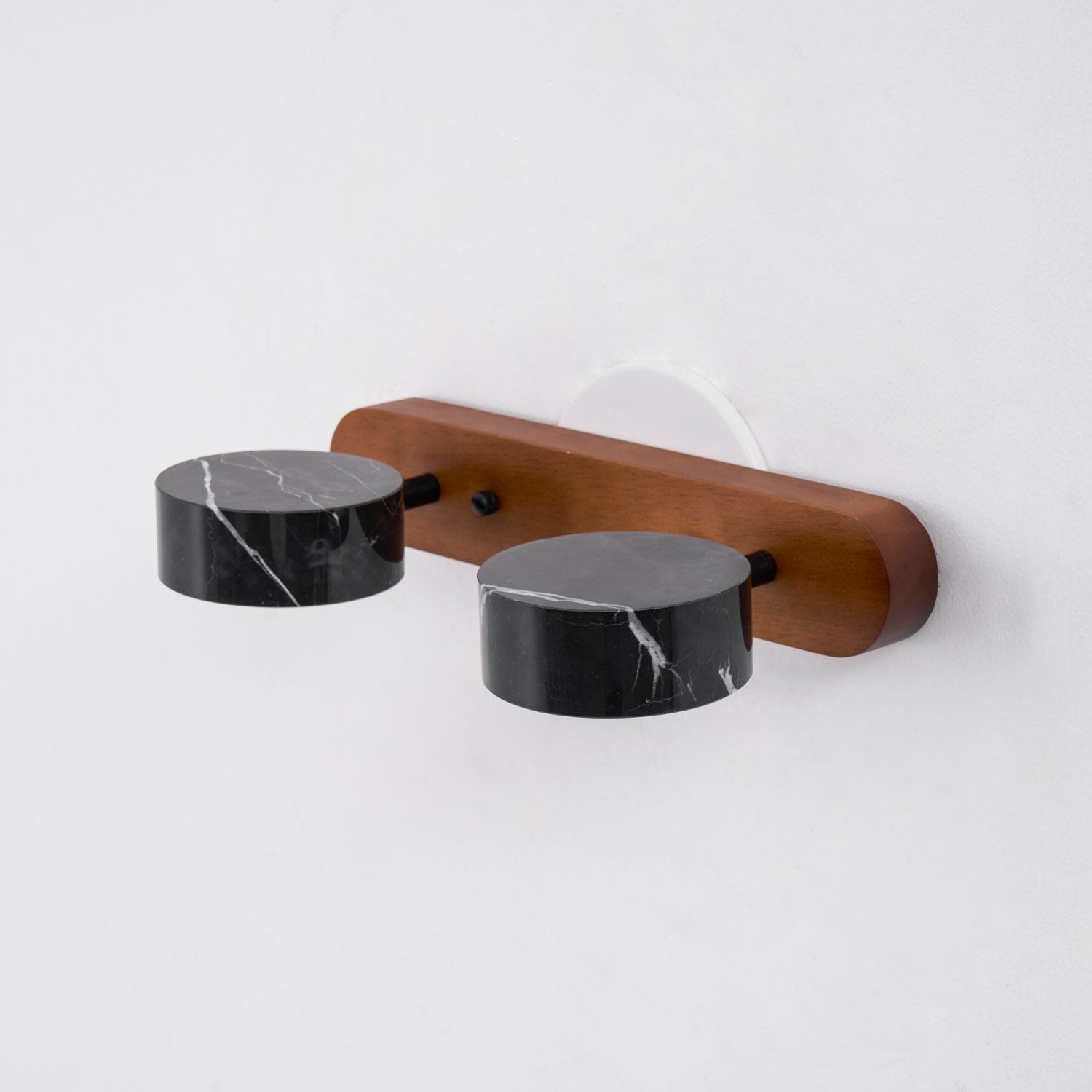 Meo Vamisy Wall Light