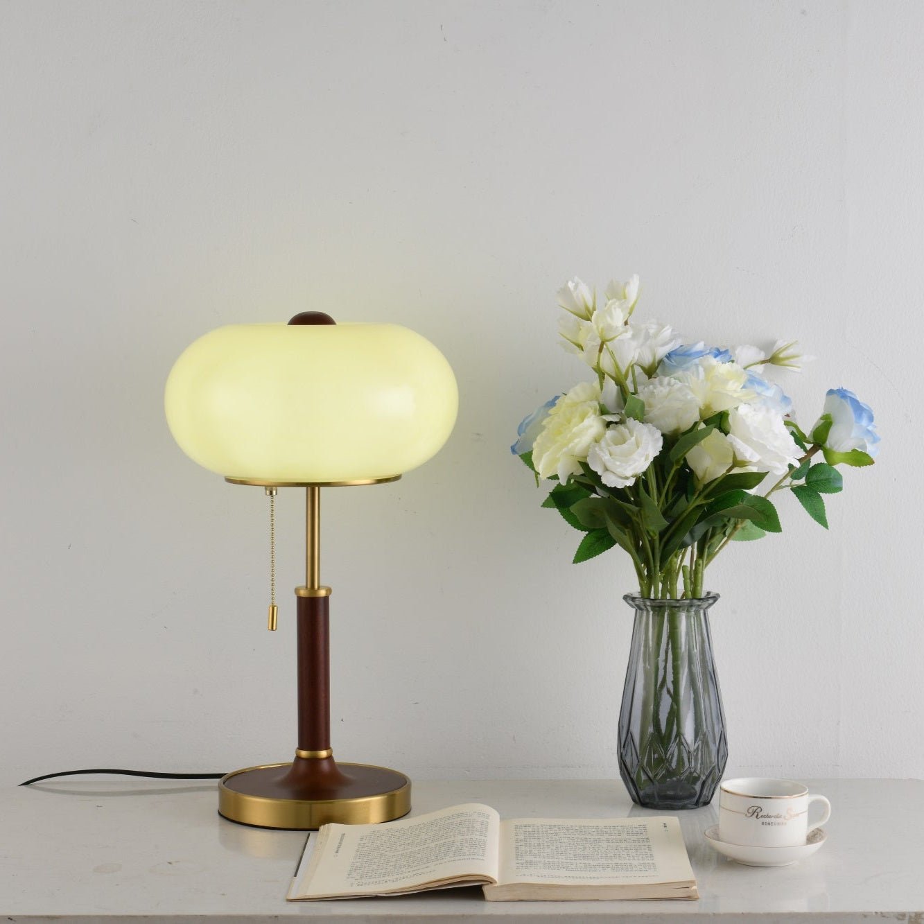 Domelora Table Lamp
