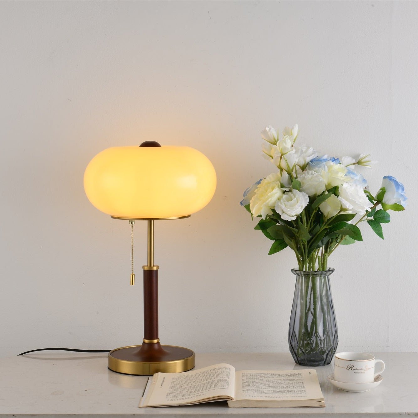 Domelora Table Lamp