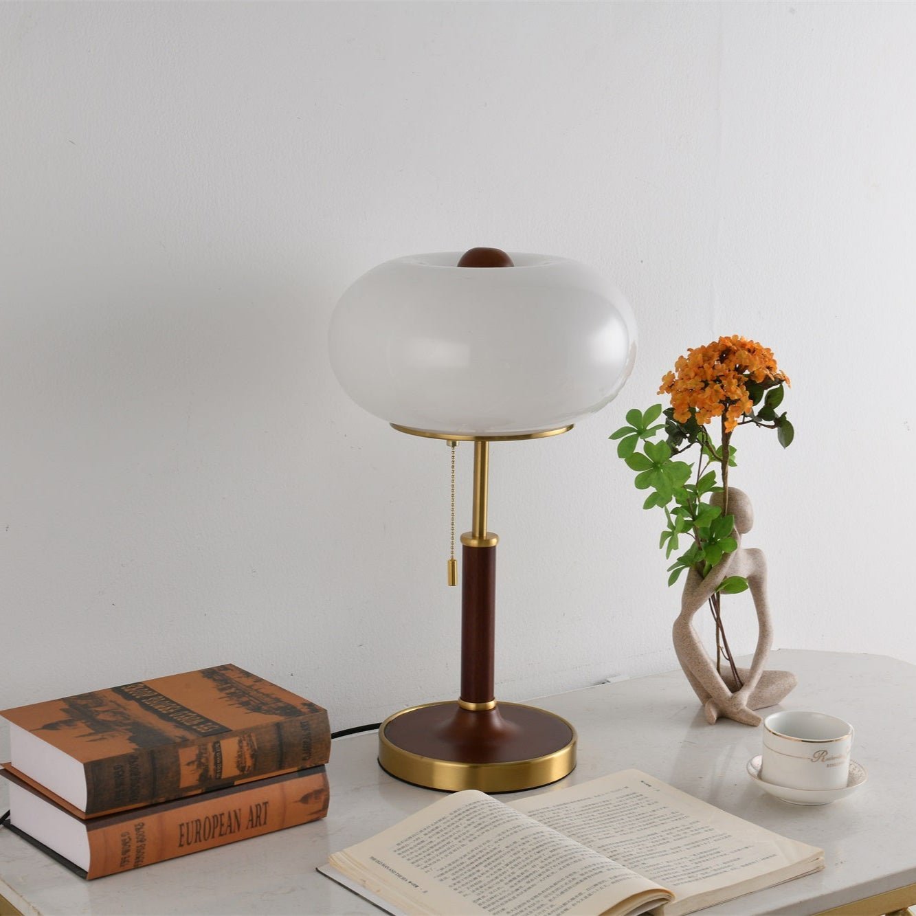 Domelora Table Lamp
