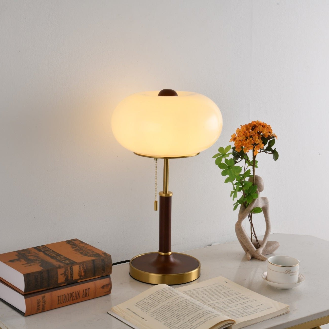 Domelora Table Lamp