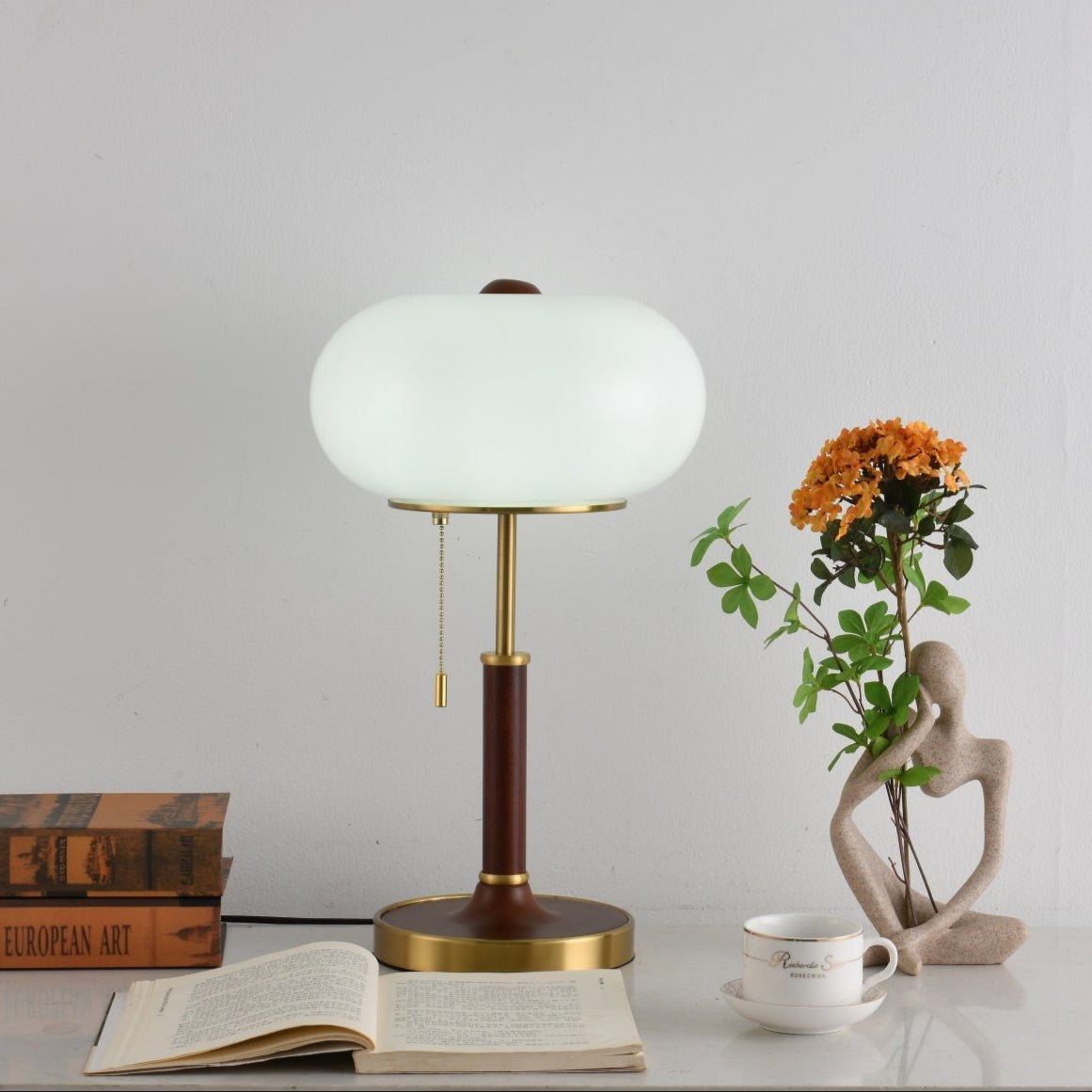 Domelora Table Lamp