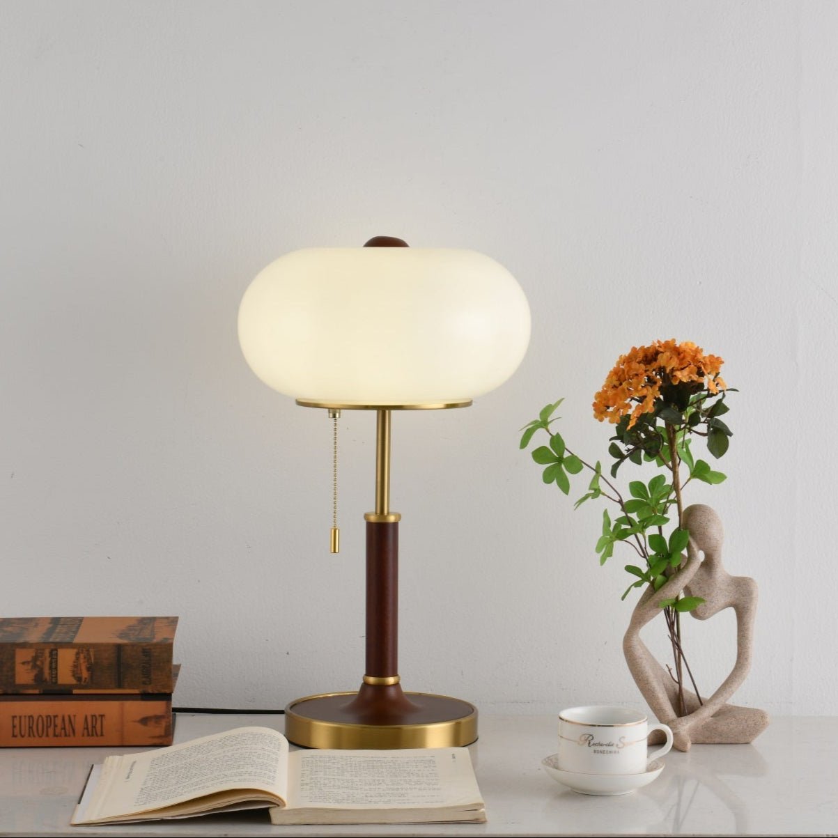 Domelora Table Lamp