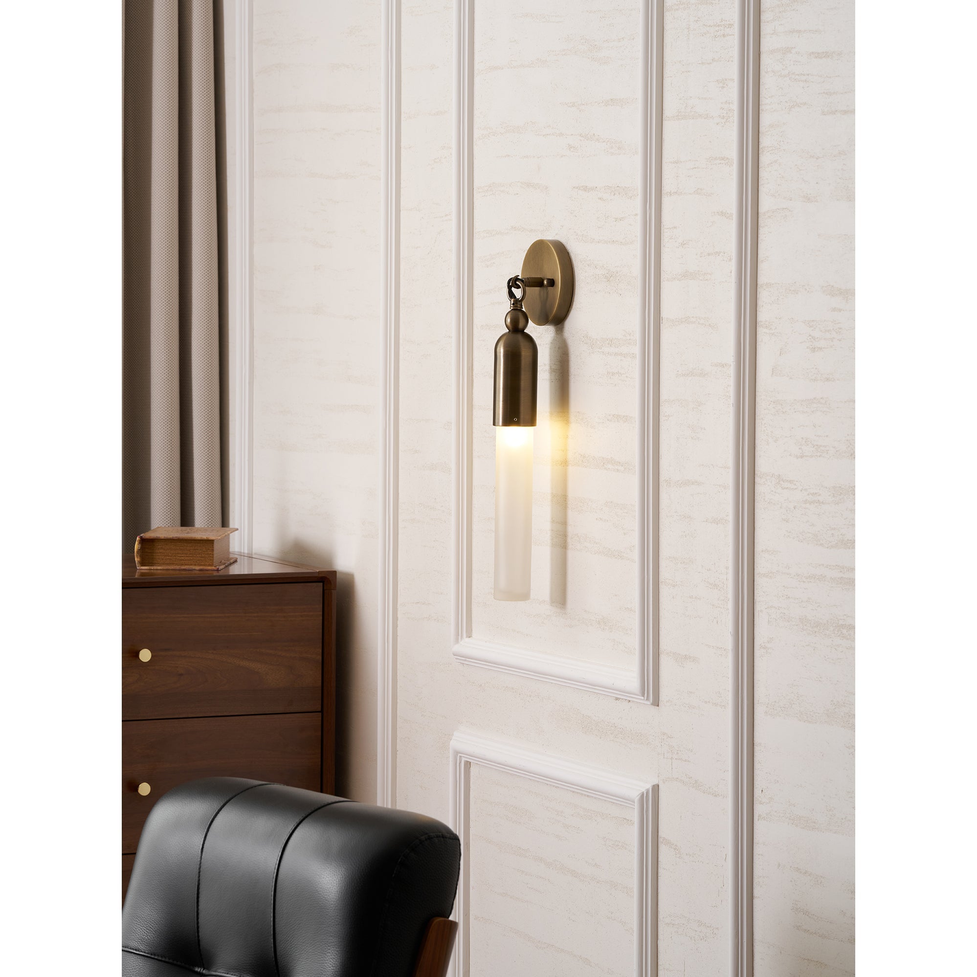 Solay Wall Light