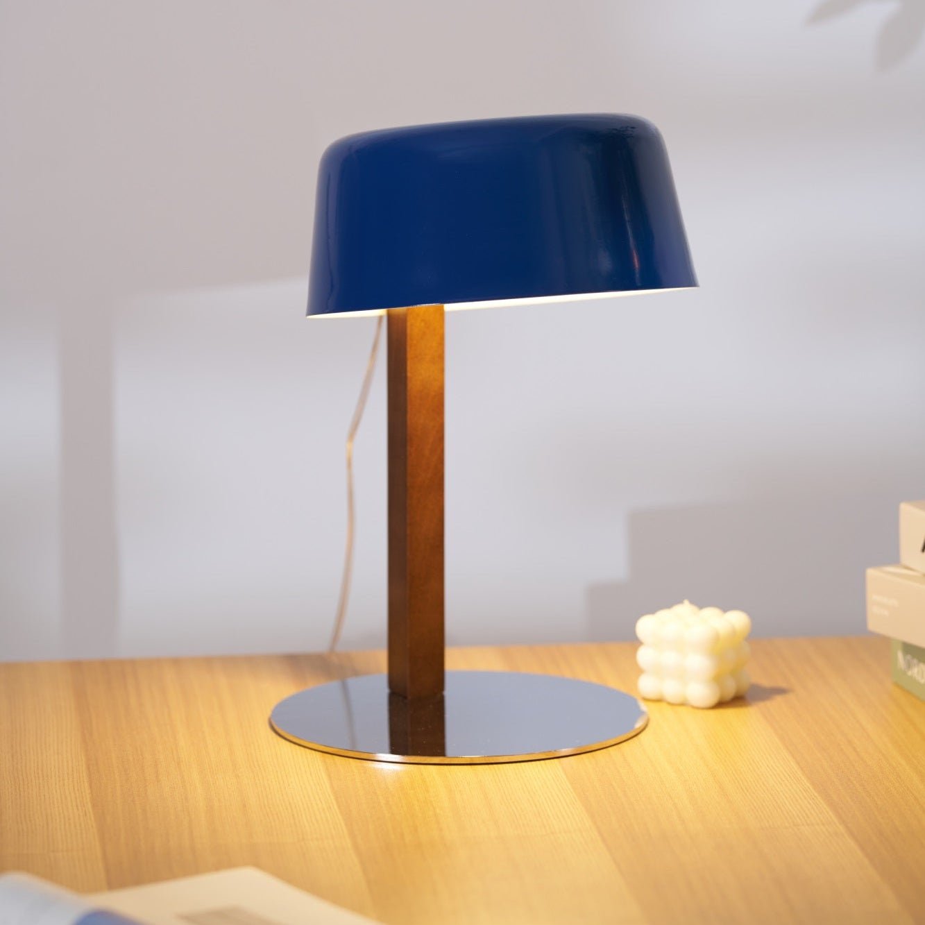 Komoha Table Lamp
