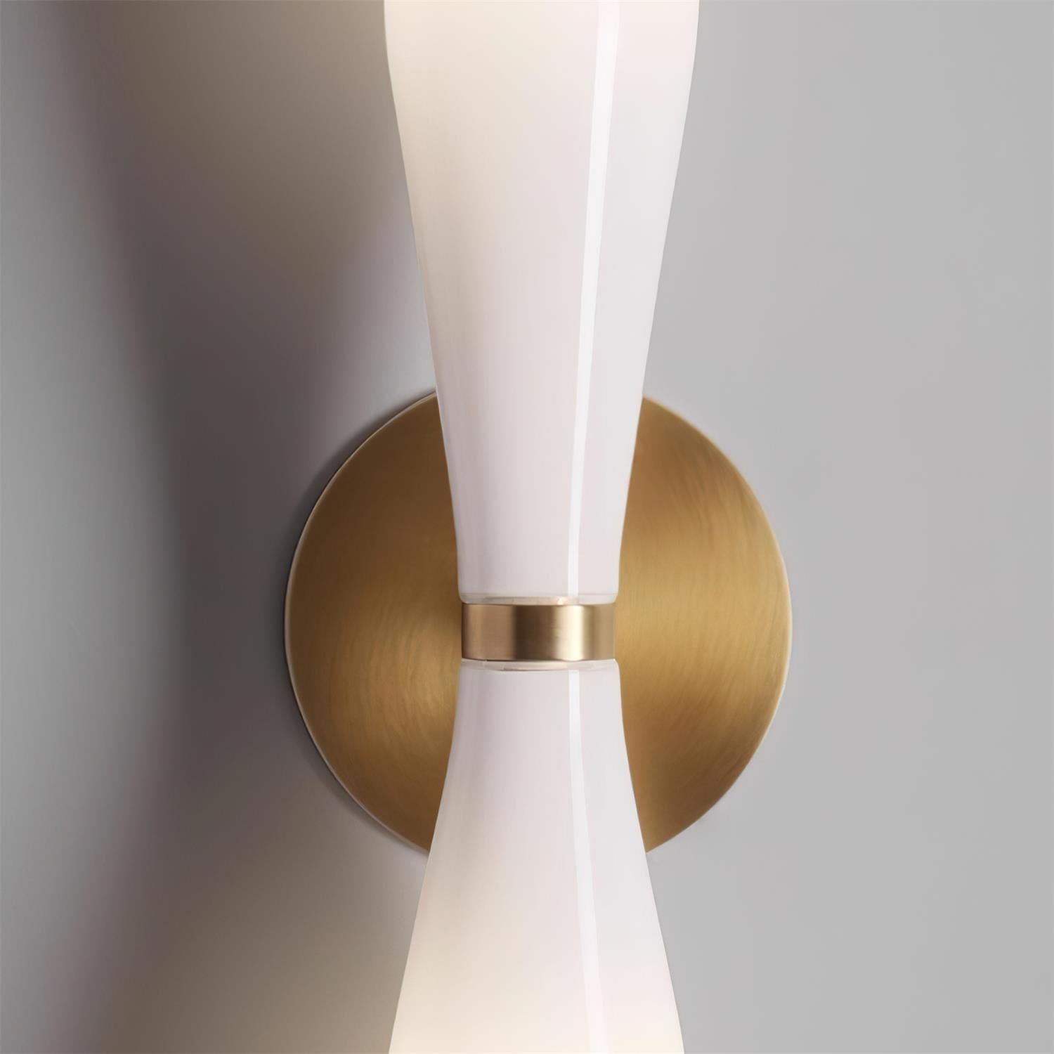 Delizora Wall Light