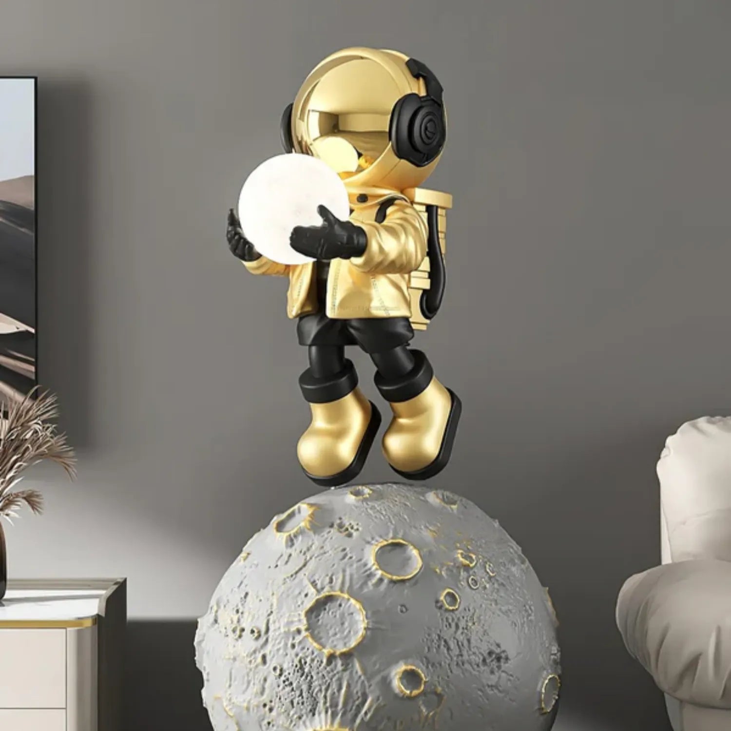Fantasy Astronaut C Floor Lamp