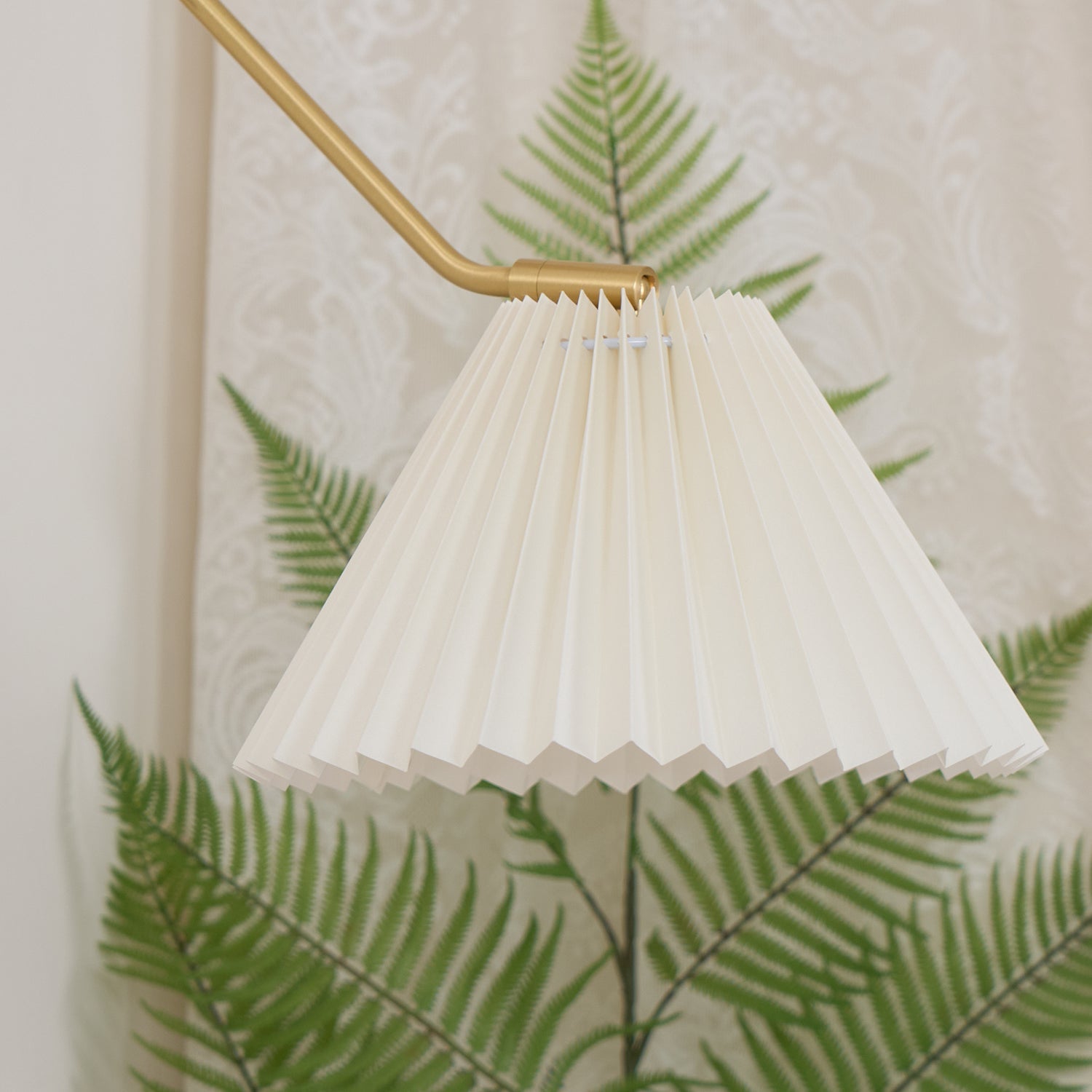 Klyzo Wall Light