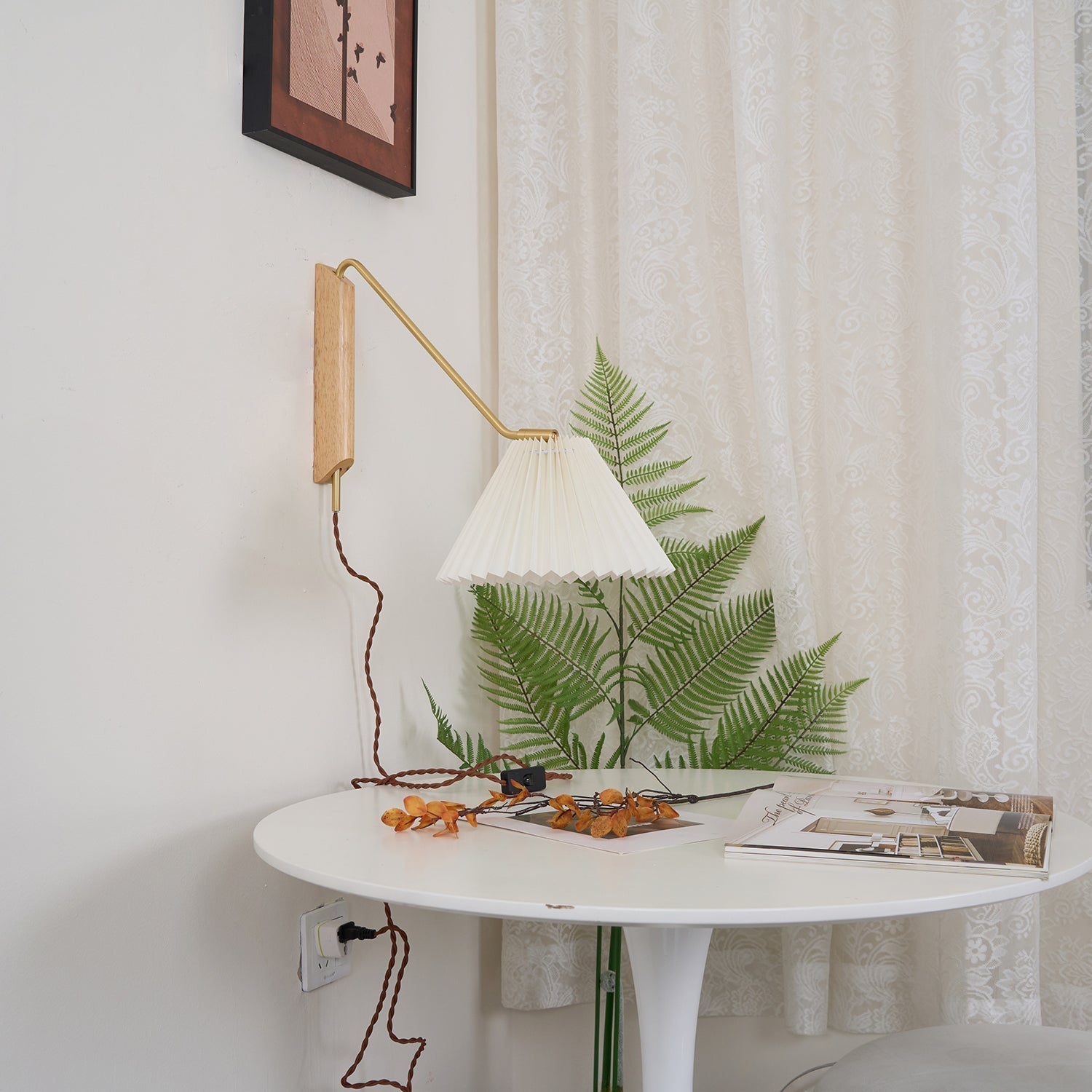 Klyzo Wall Light