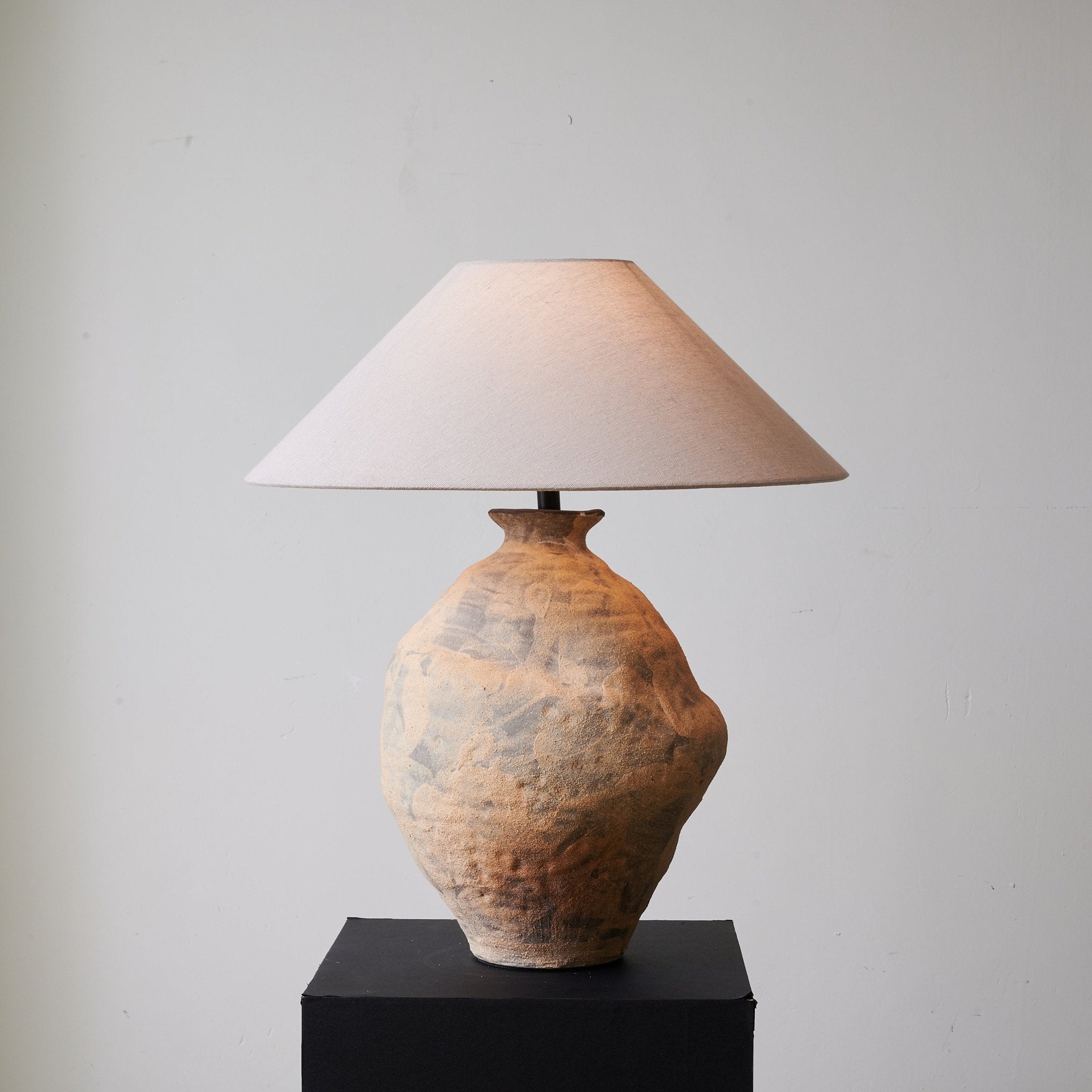 Dunase Table Lamp