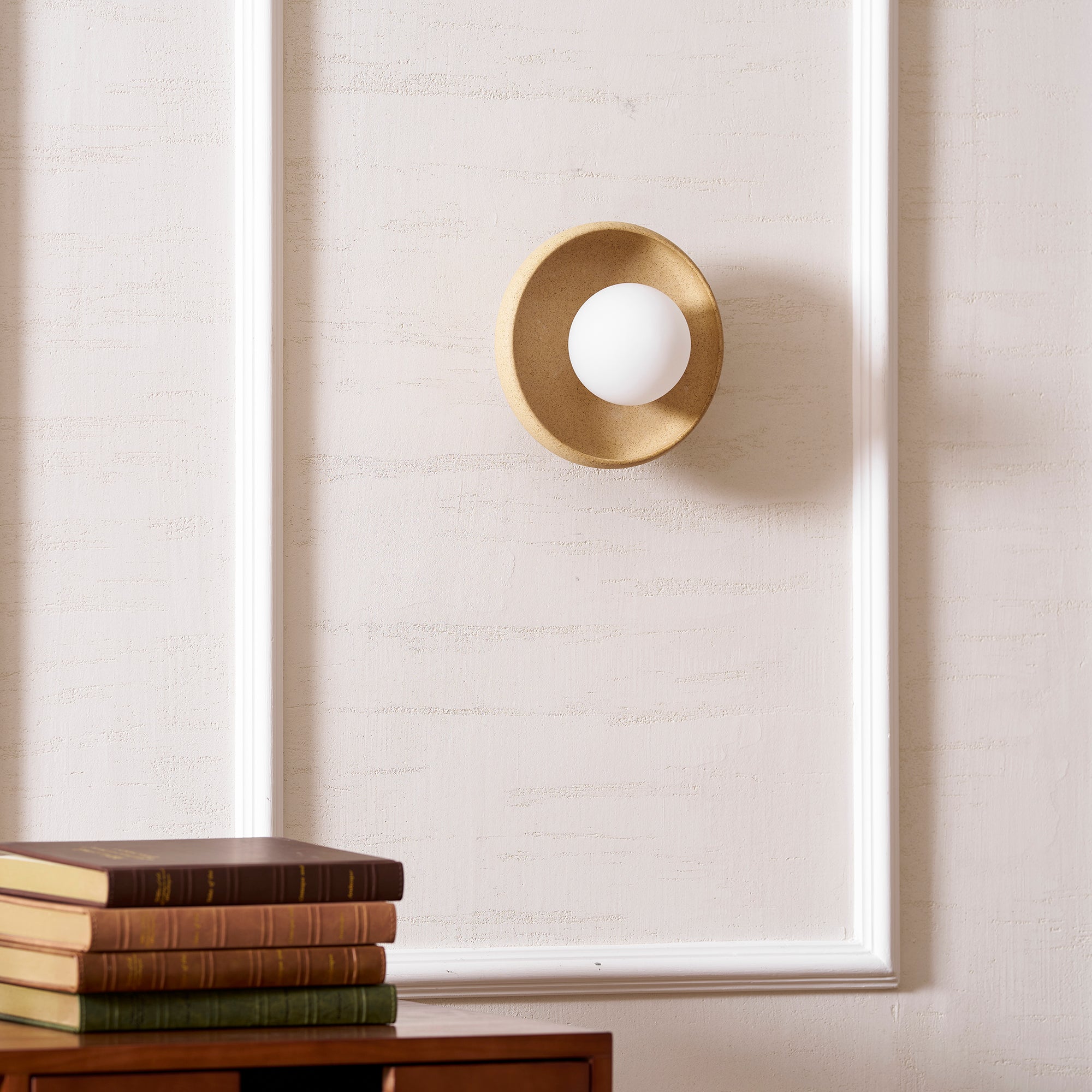 Dosc Wall Light