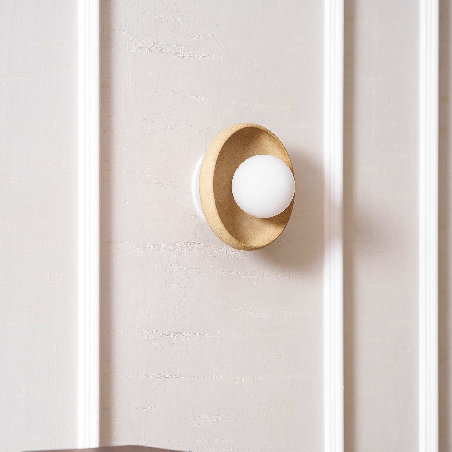 Dosc Wall Light