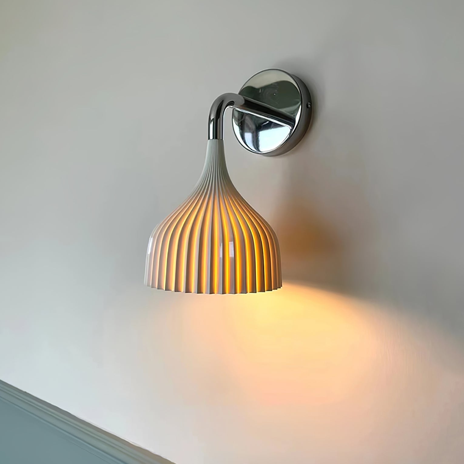 Elin Wall Light