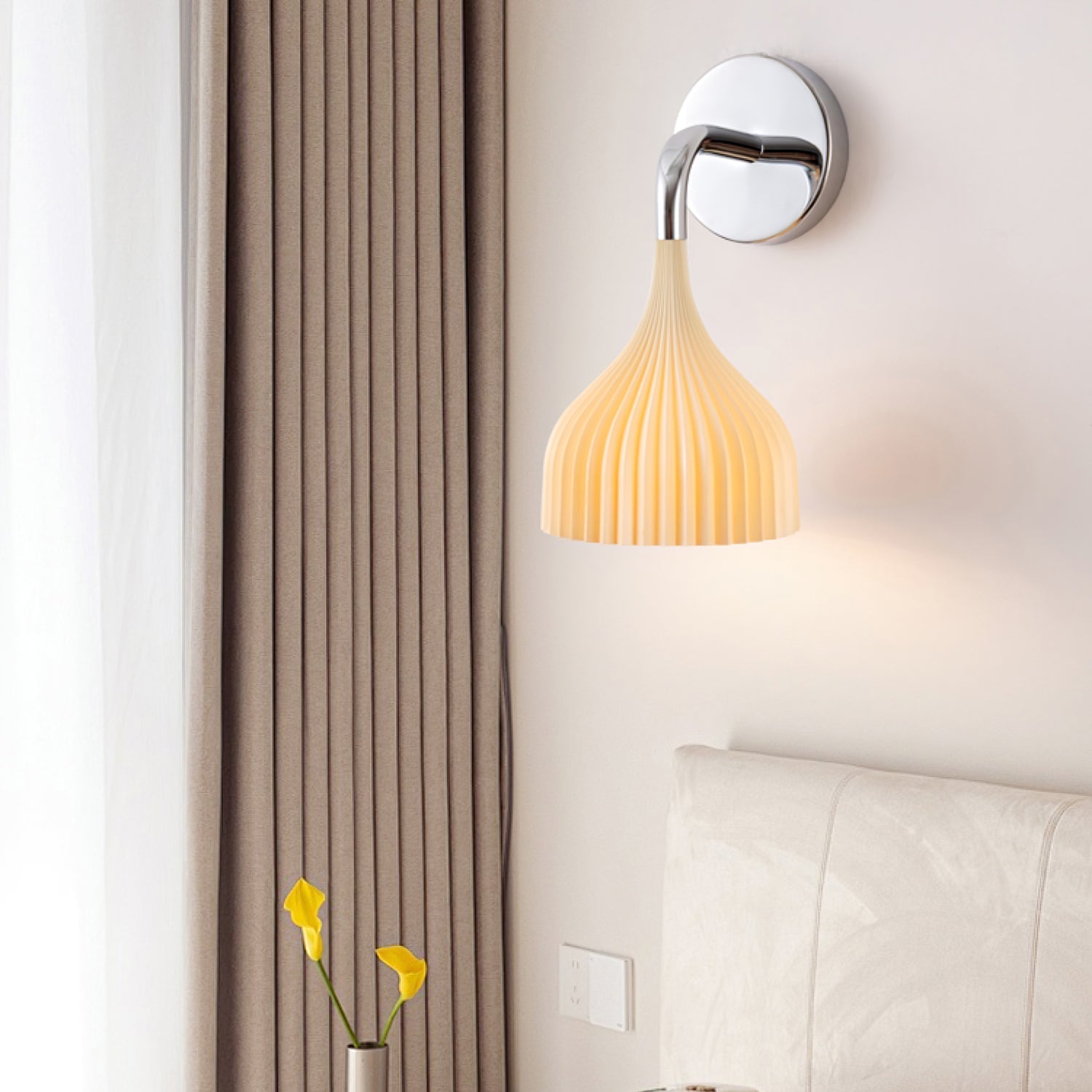 Elin Wall Light
