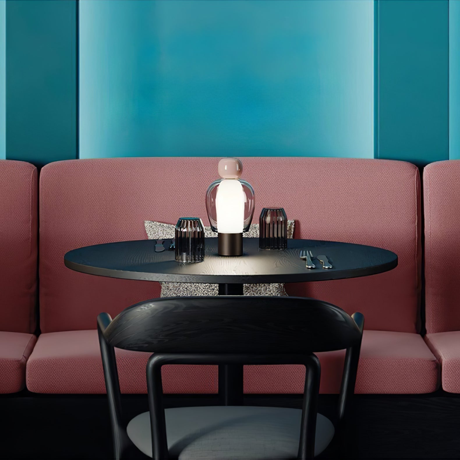Maviro Table Lamp