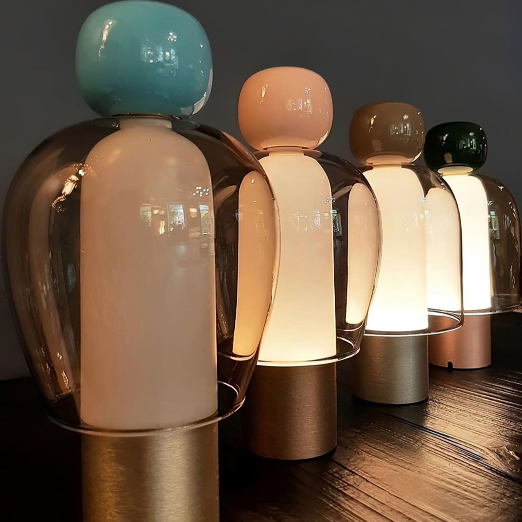Maviro Table Lamp