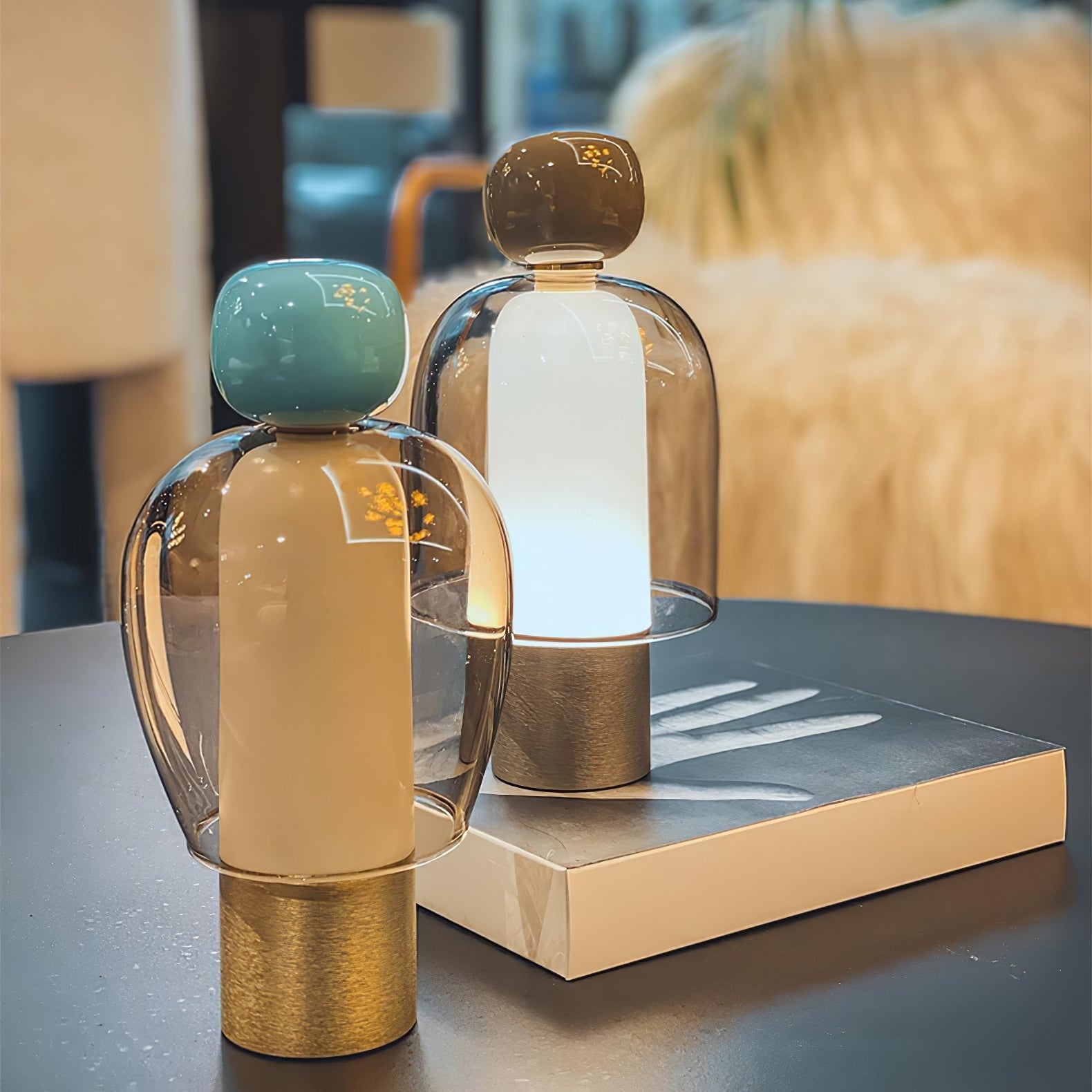 Maviro Table Lamp