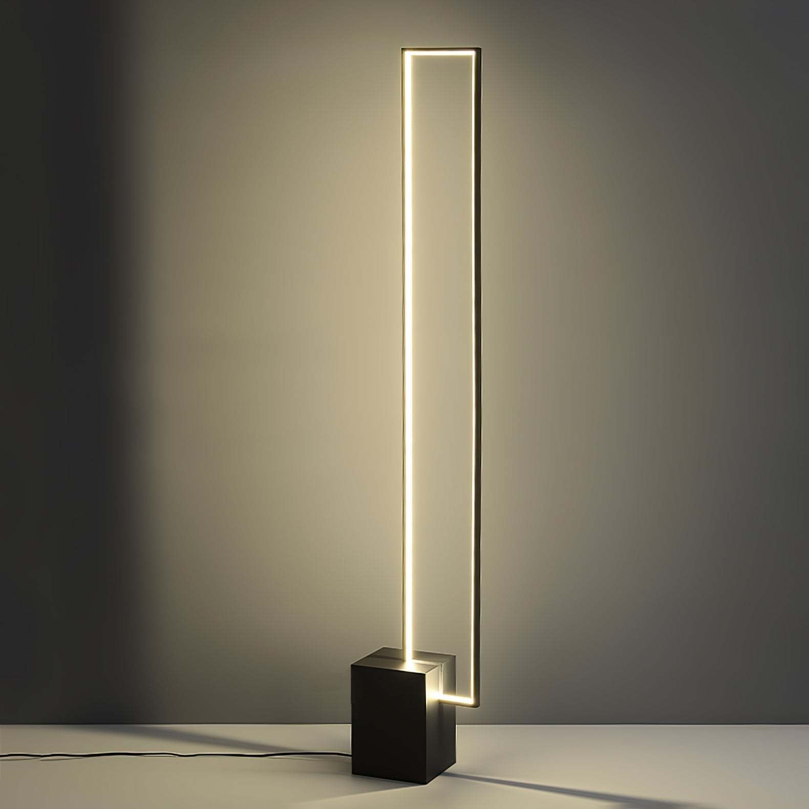 Voaren Floor Lamp