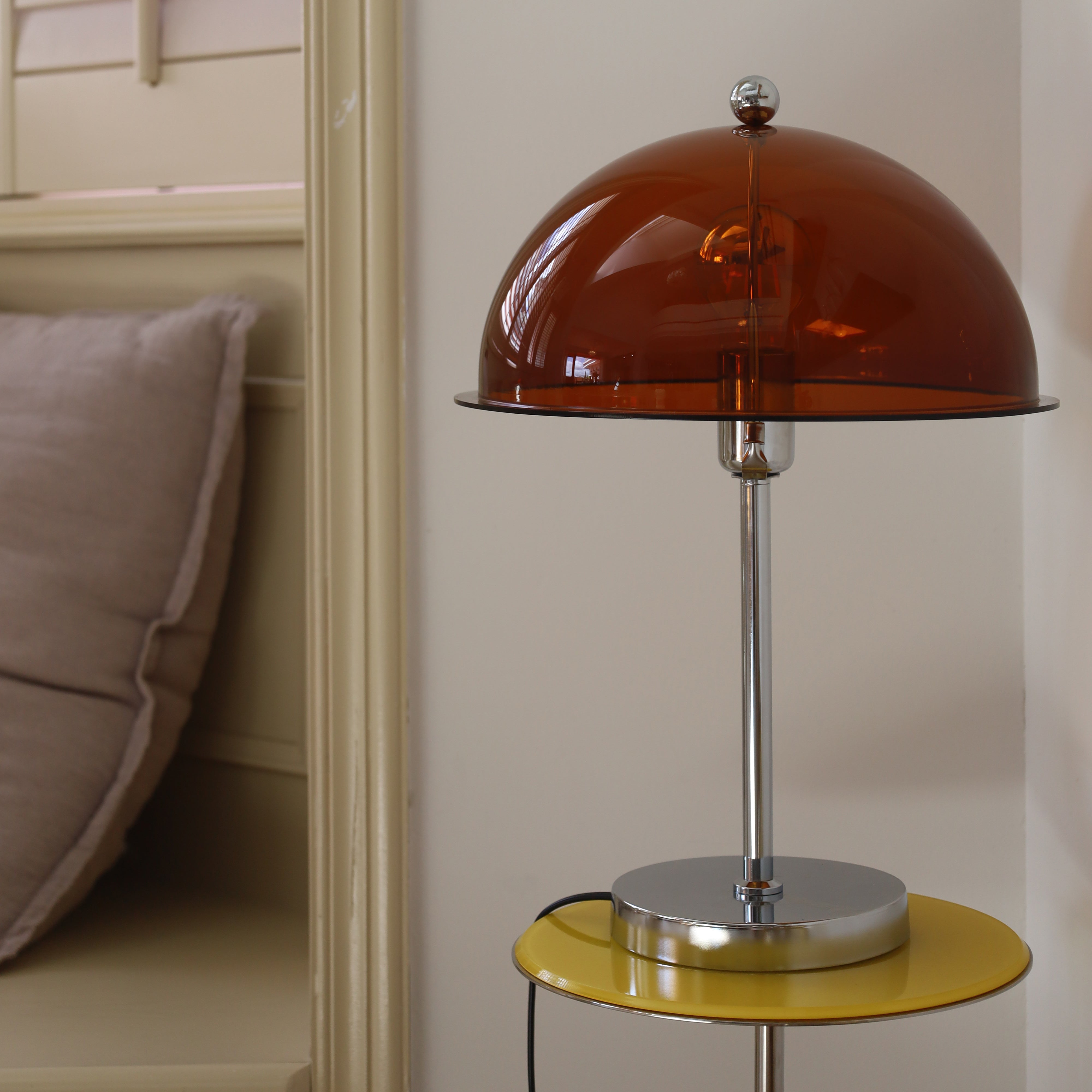 Wynnelio Table Lamp
