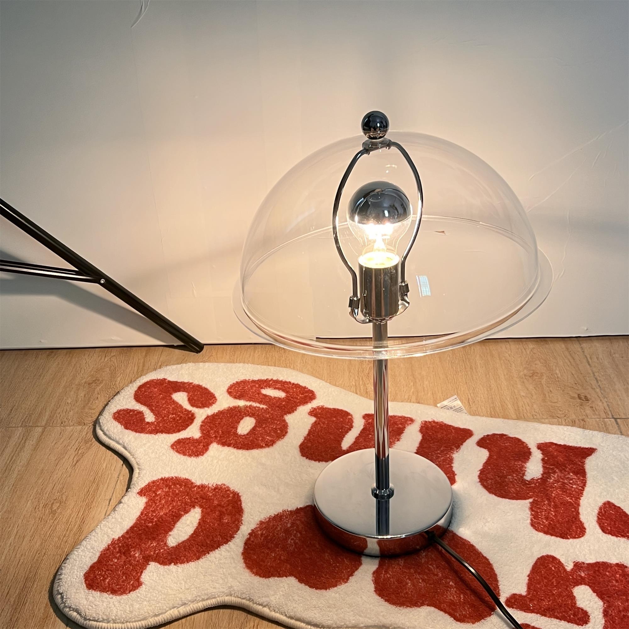 Wynnelio Table Lamp