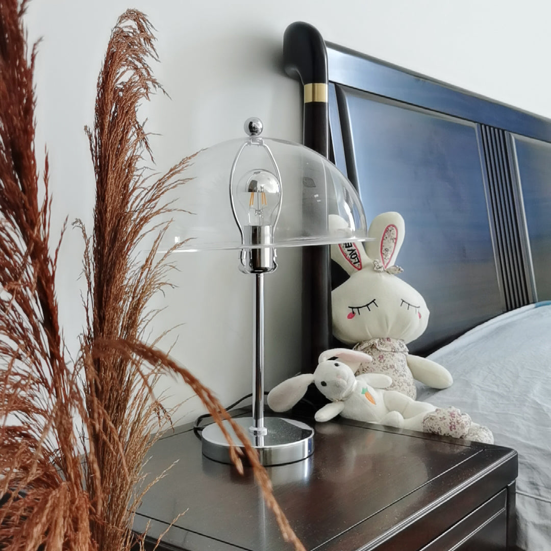 Wynnelio Table Lamp
