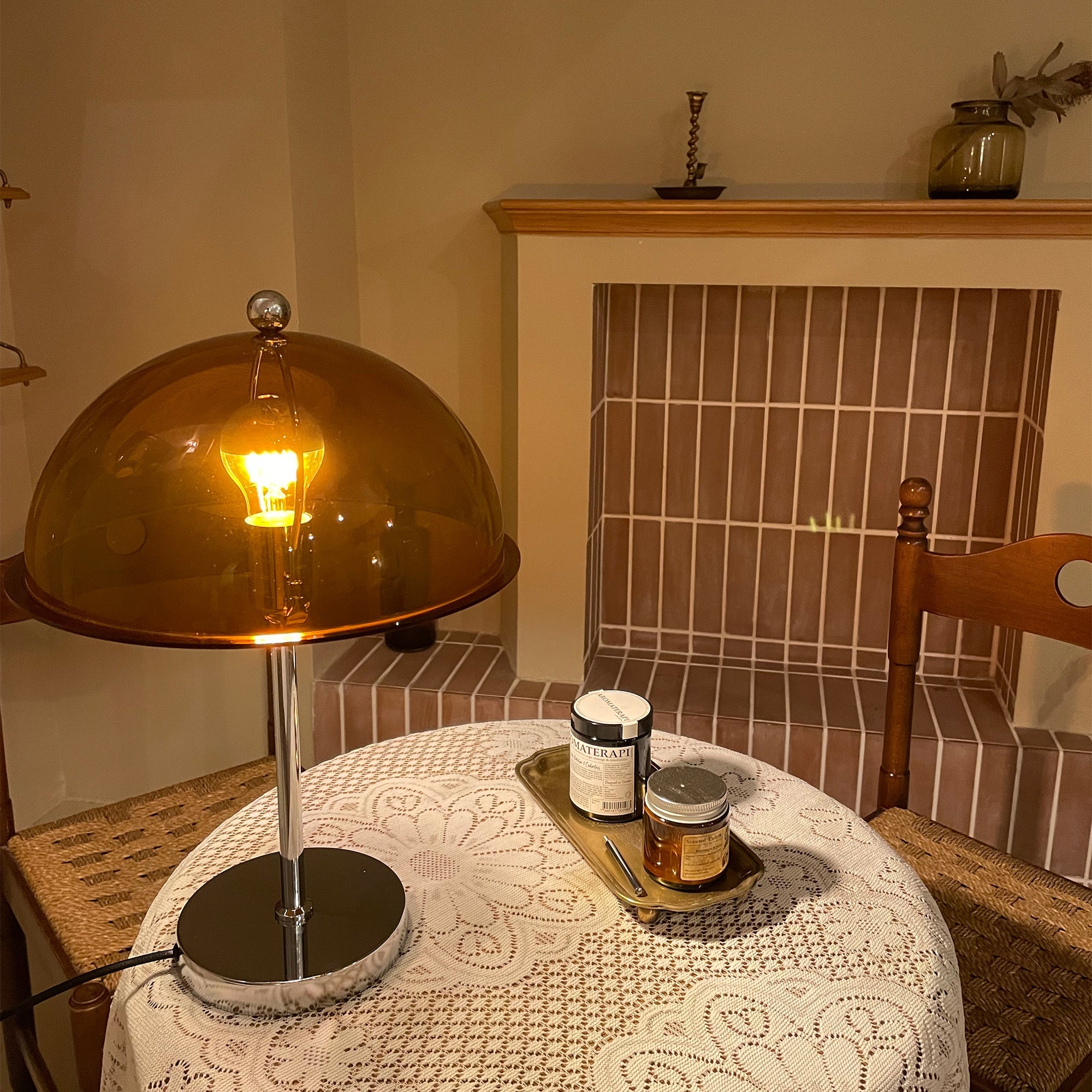 Wynnelio Table Lamp