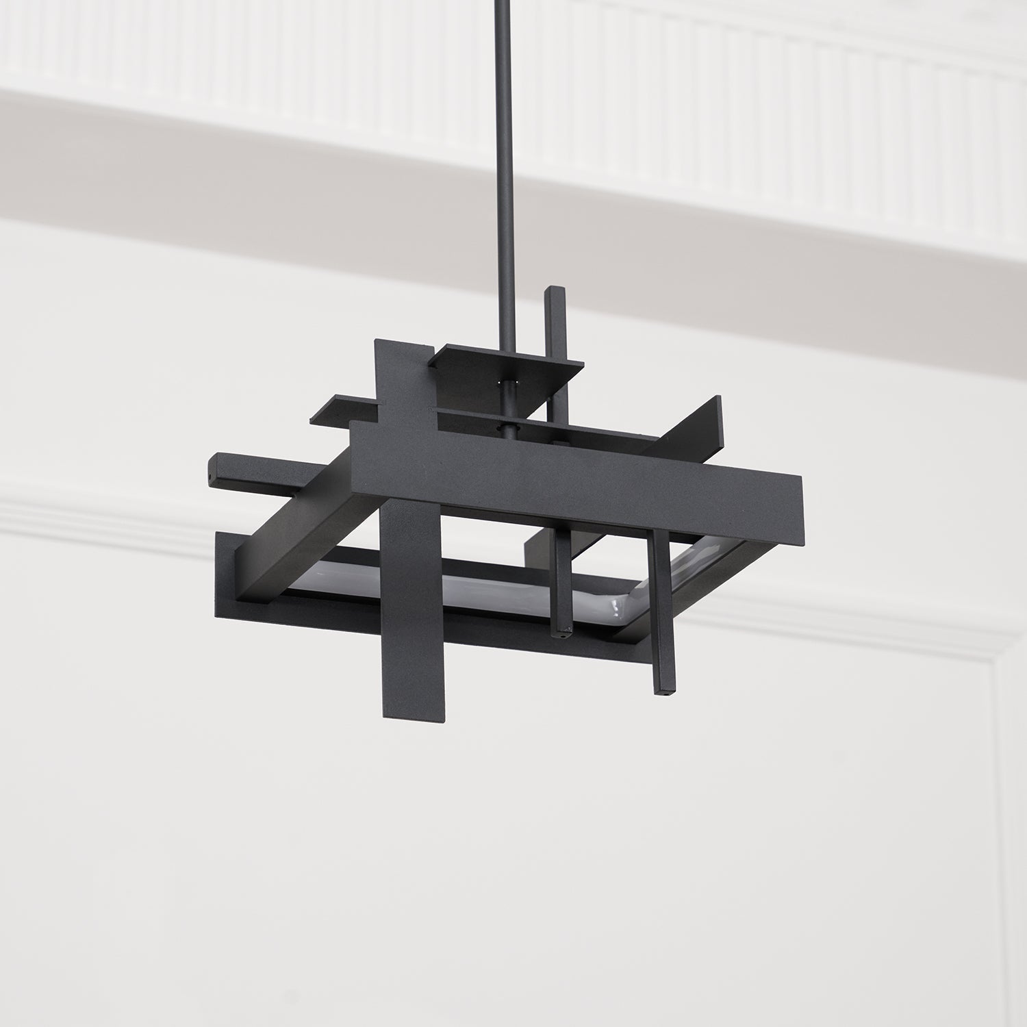 Eithinzo Pendant Light