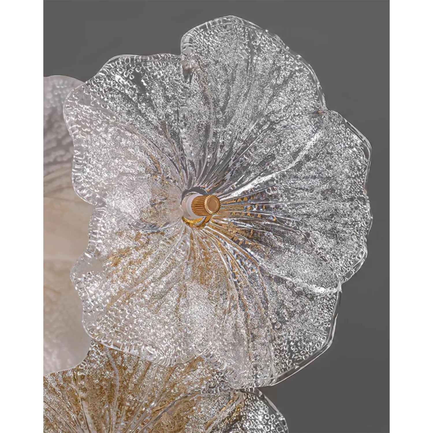 Leyza Flower Wall Light