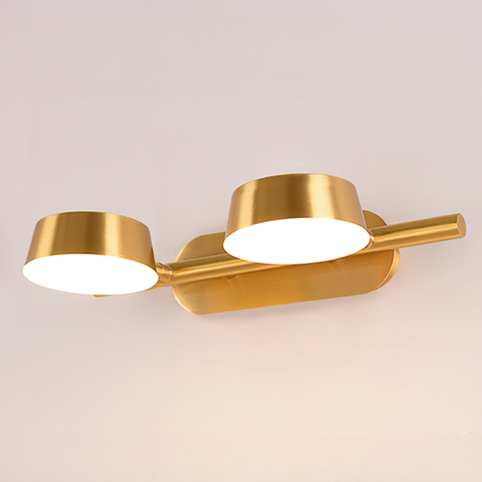 Oliven Wall Light
