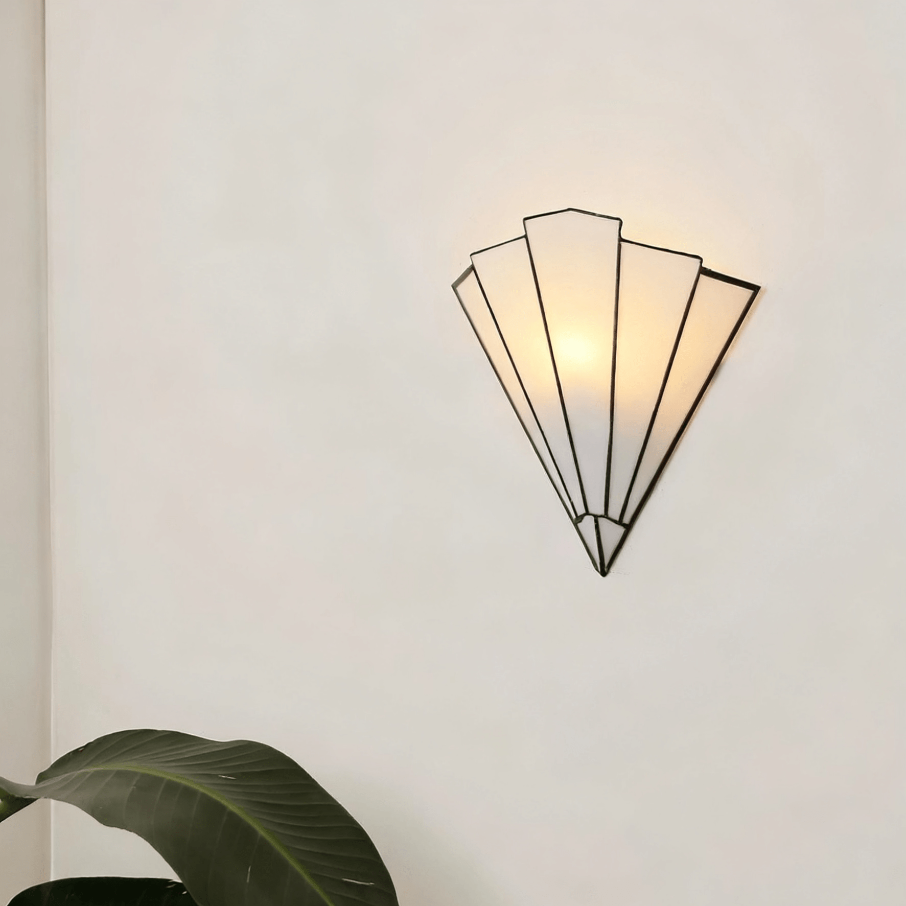Delowe Wall Light