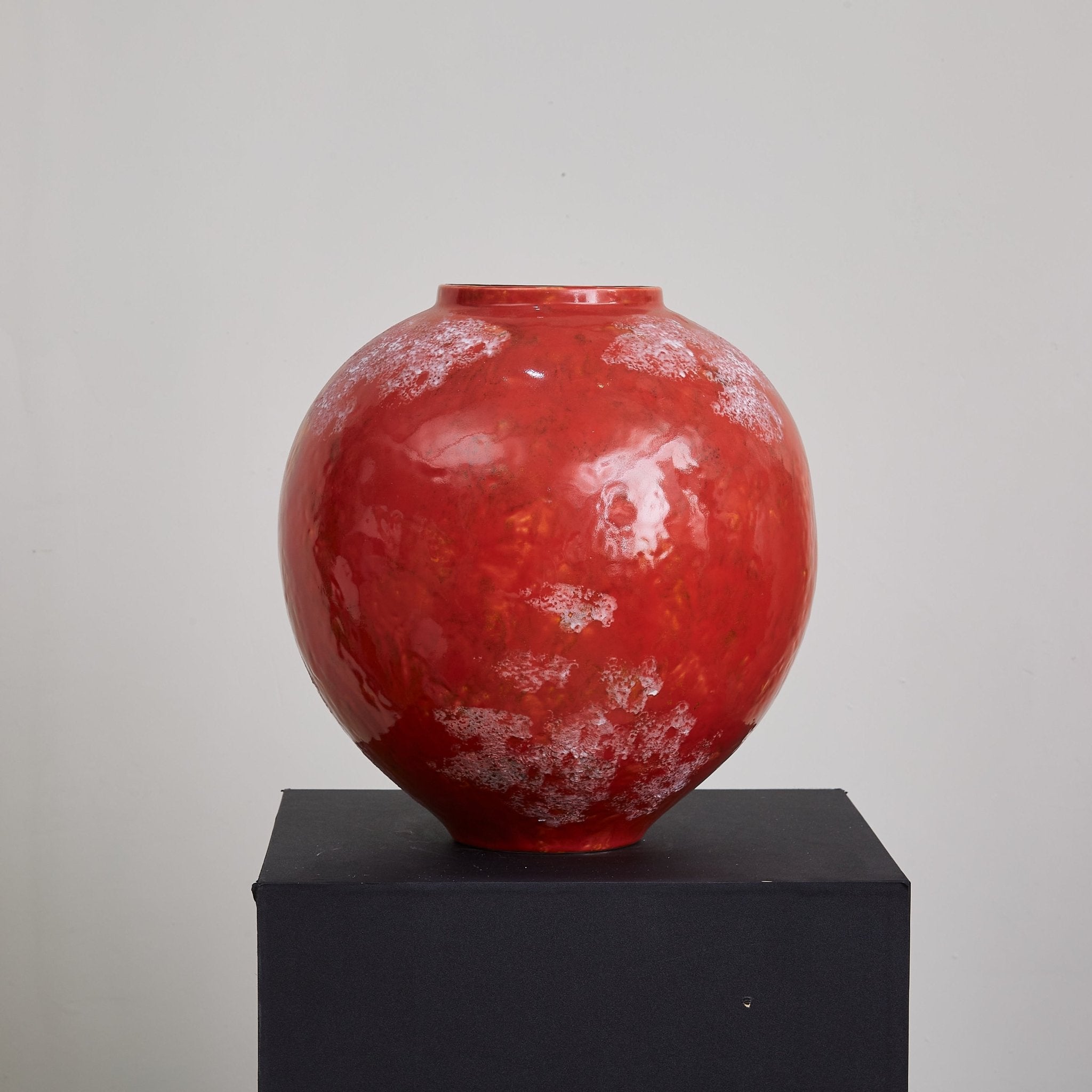 Veilzan Table Lamp