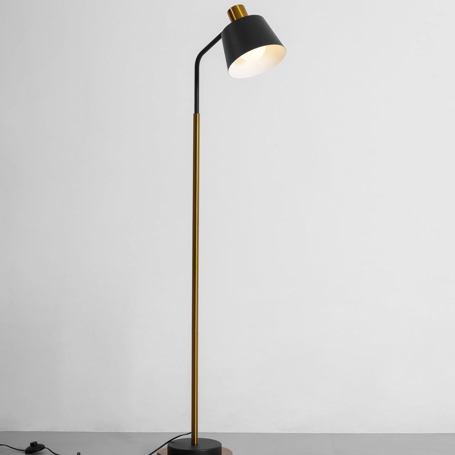 Sevem Floor Lamp