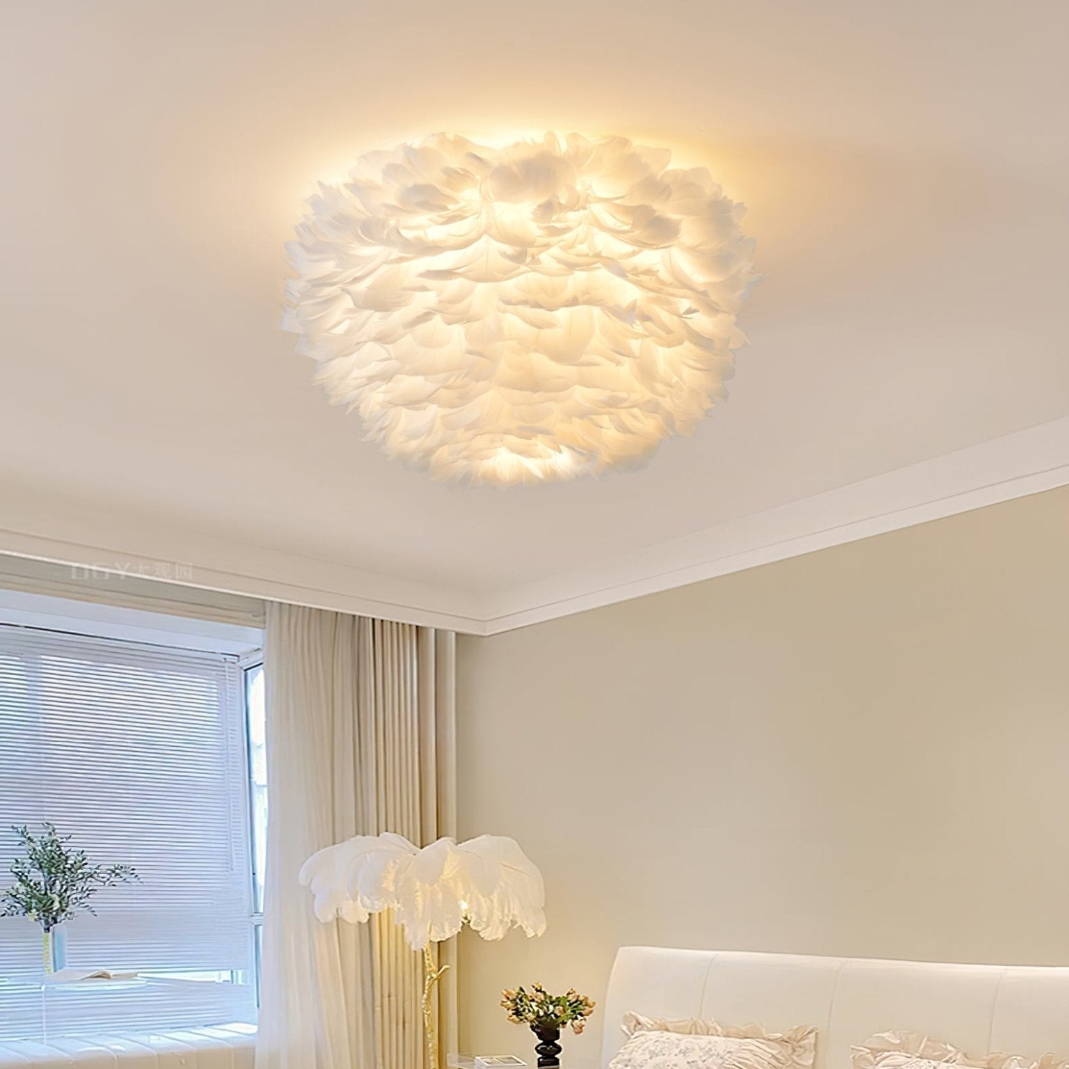 Feather Design Ceiling Light