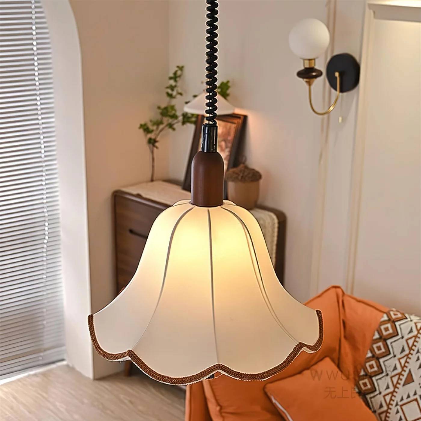 Juvet Pendant Light