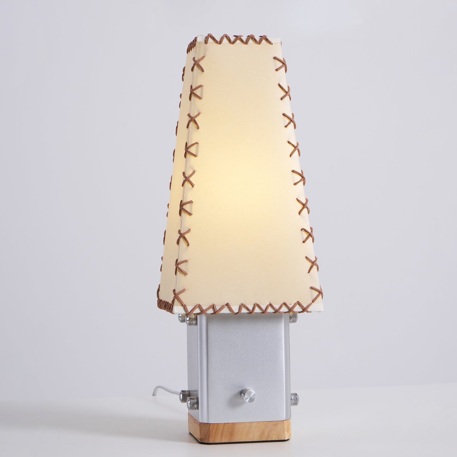 Elestea Table Lamp