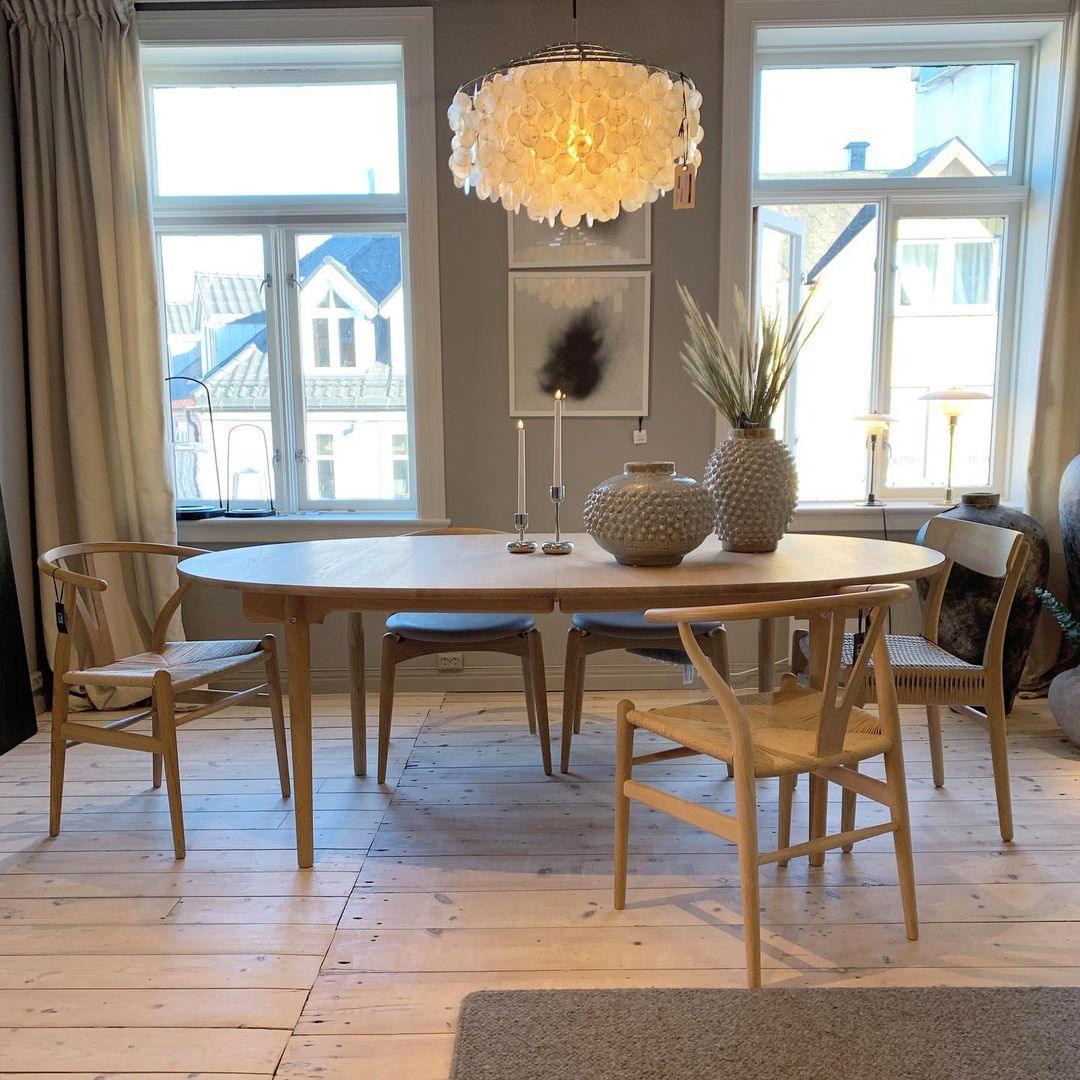 Qanserrino Chandelier