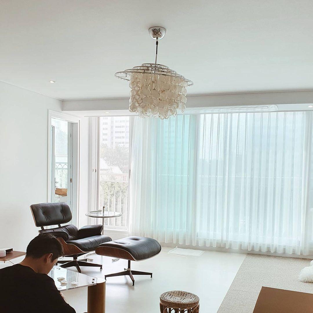 Qanserrino Chandelier