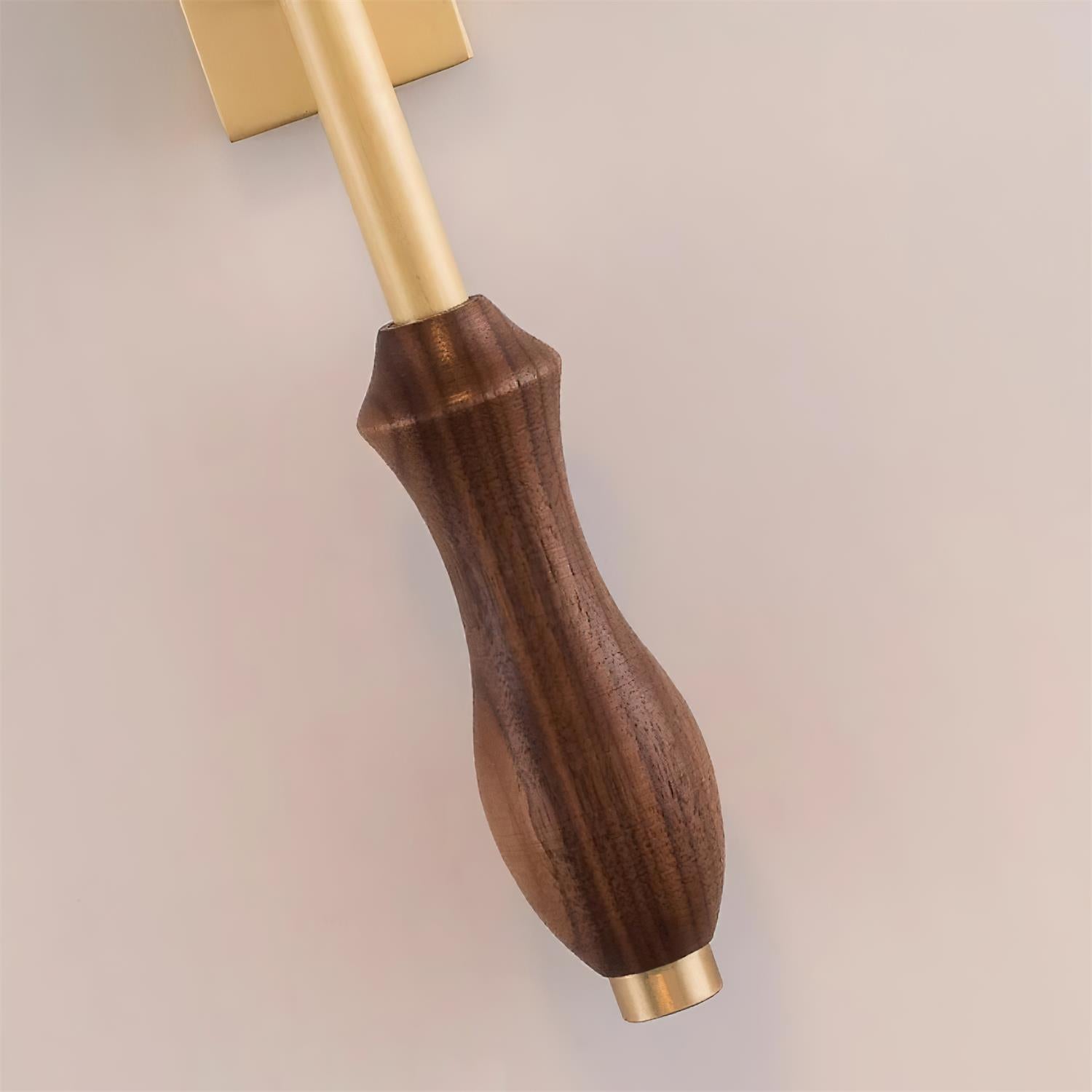 Zelmas Wall Light