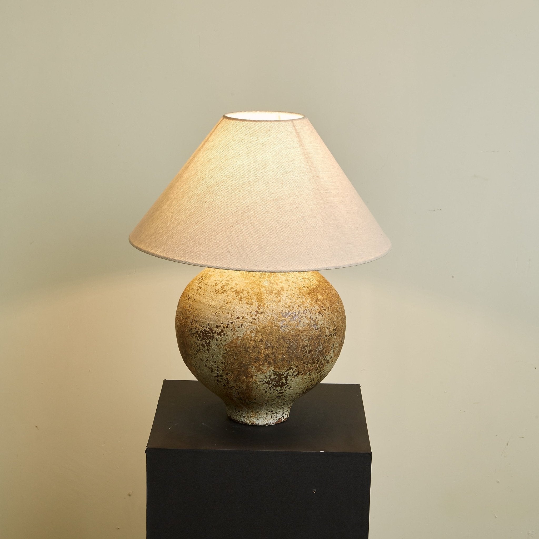 Felnorisa Table Lamp