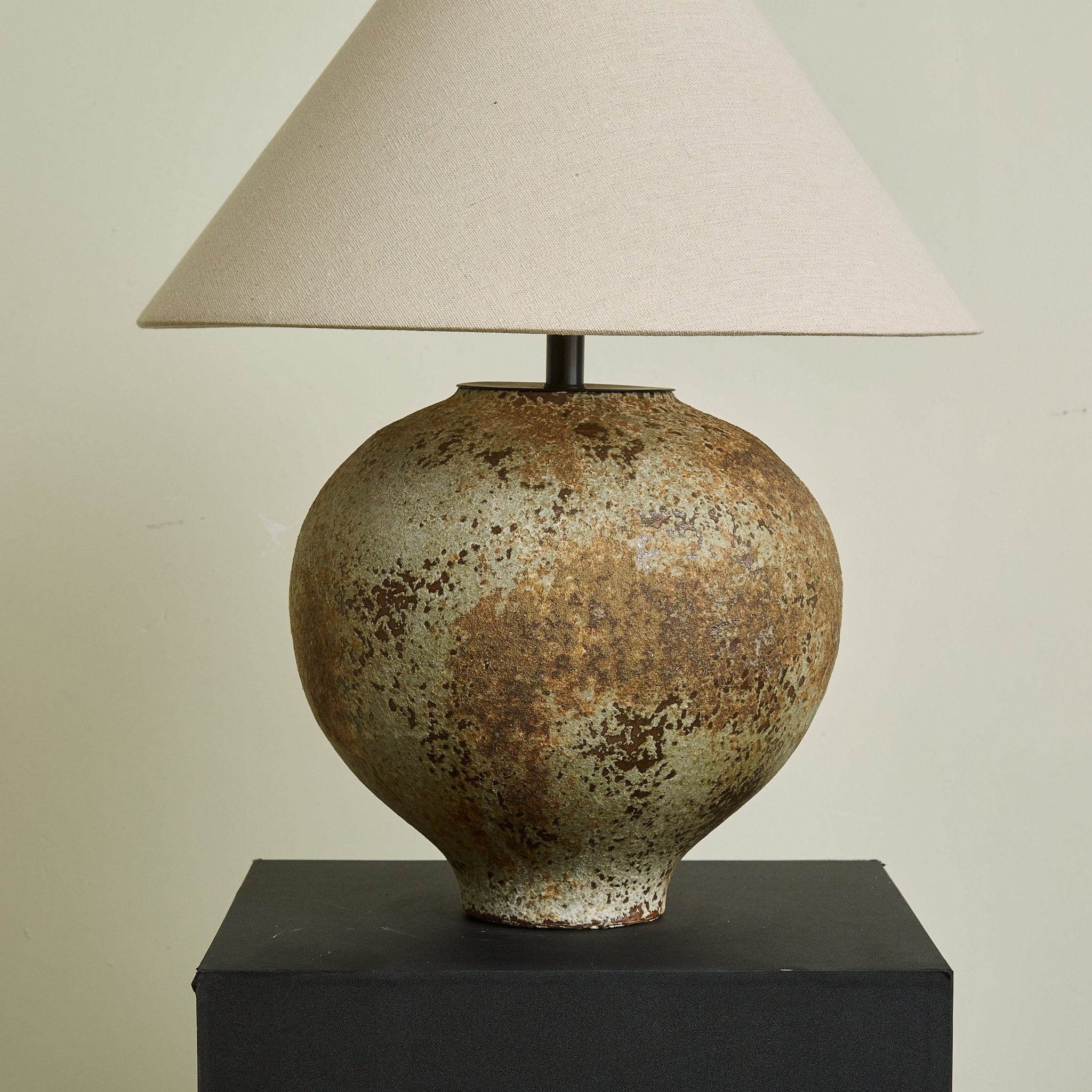 Felnorisa Table Lamp