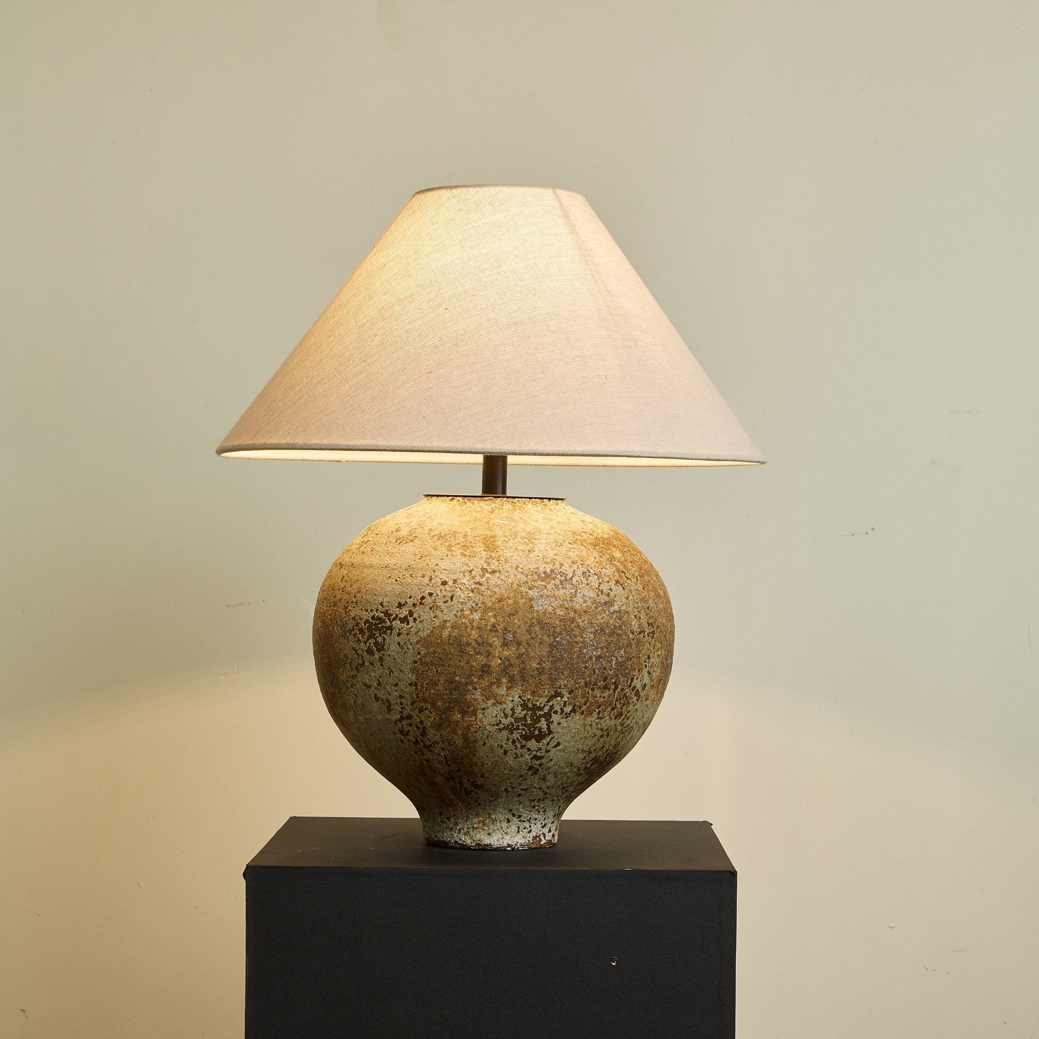 Felnorisa Table Lamp