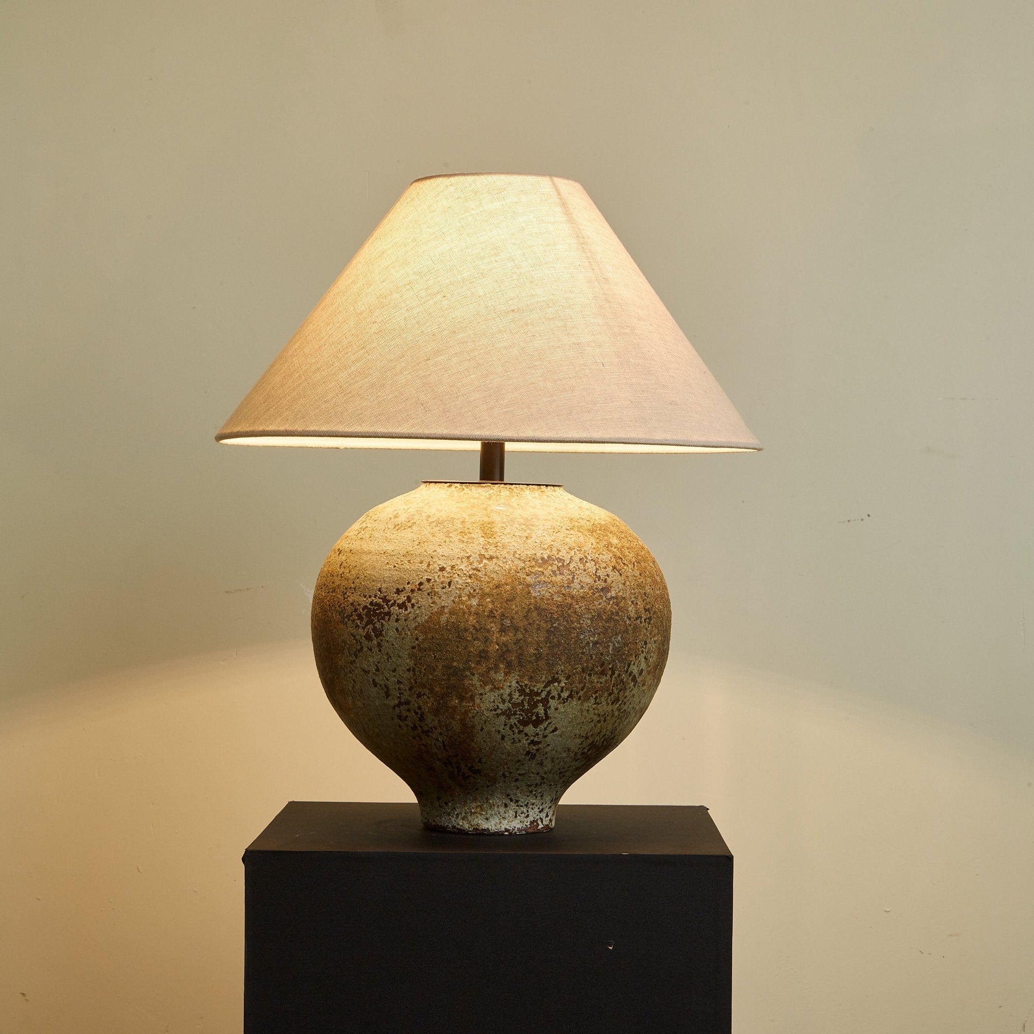 Felnorisa Table Lamp