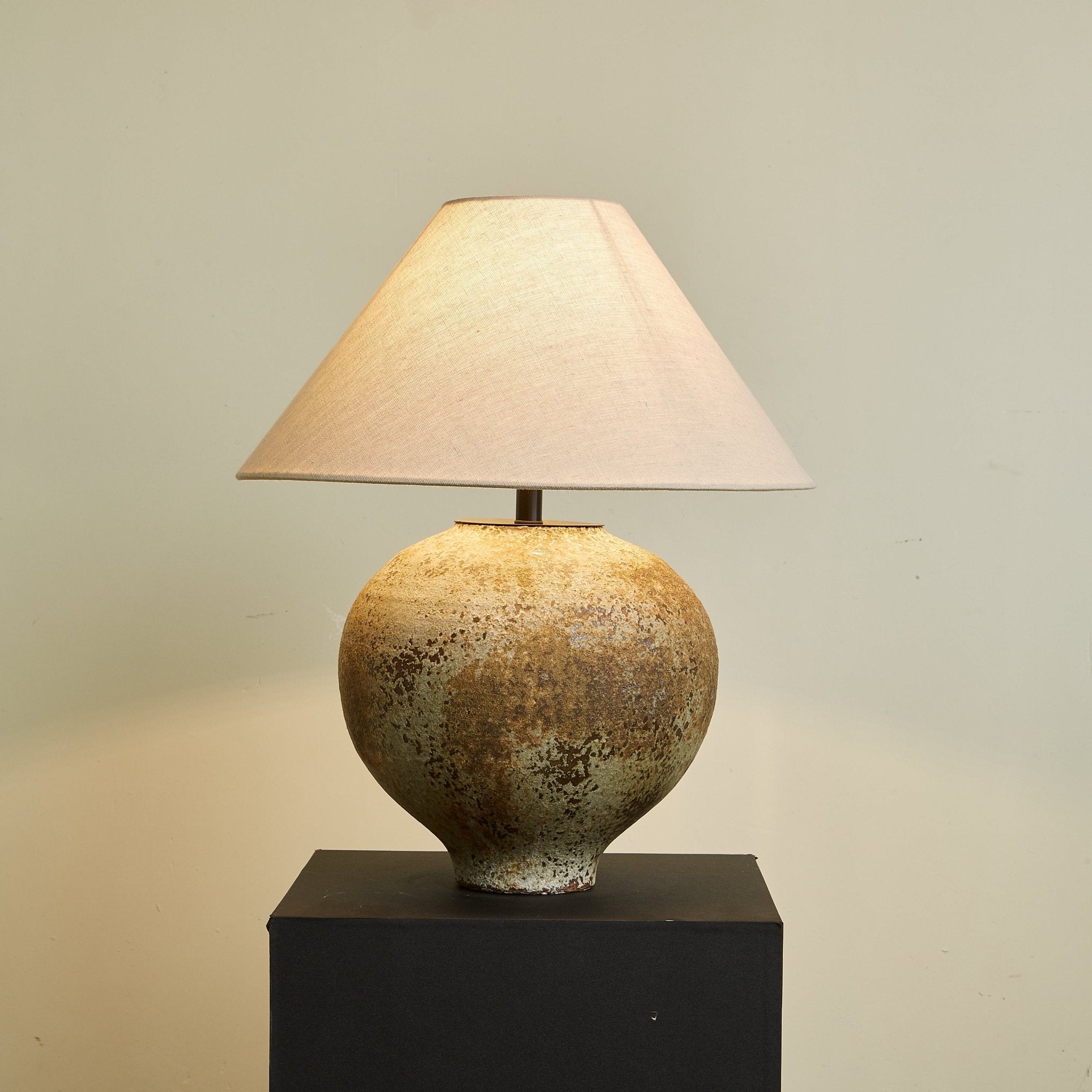 Felnorisa Table Lamp